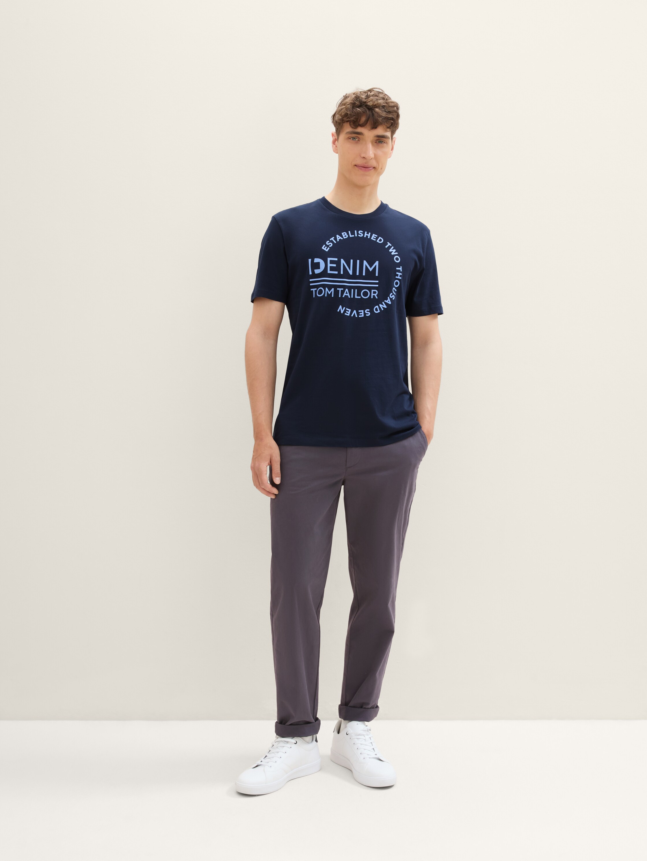 Basic T-Shirt mit Logo-Print - 2