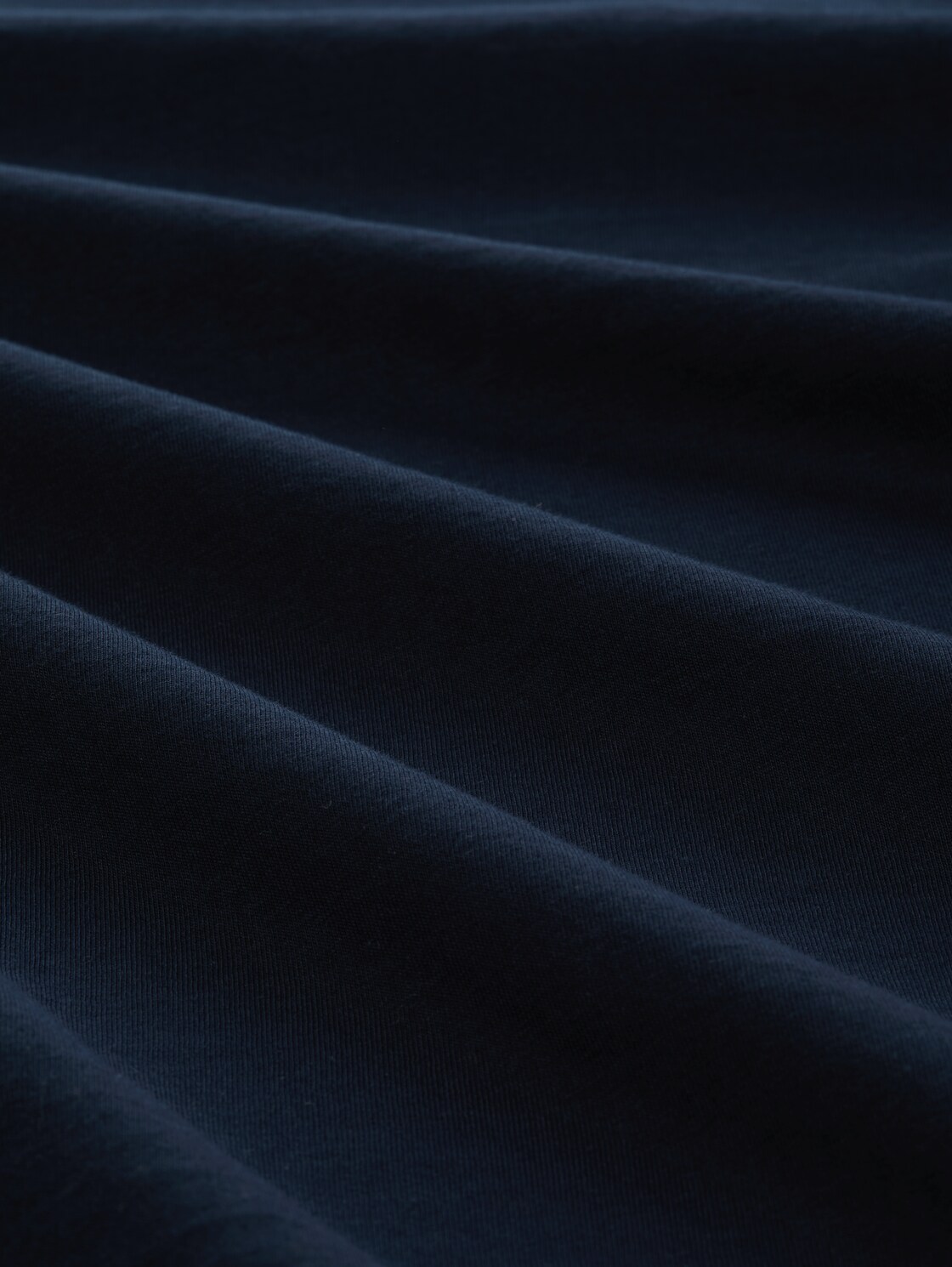 Basic T-Shirt mit Logo-Print - soft navy - Material-Ansicht