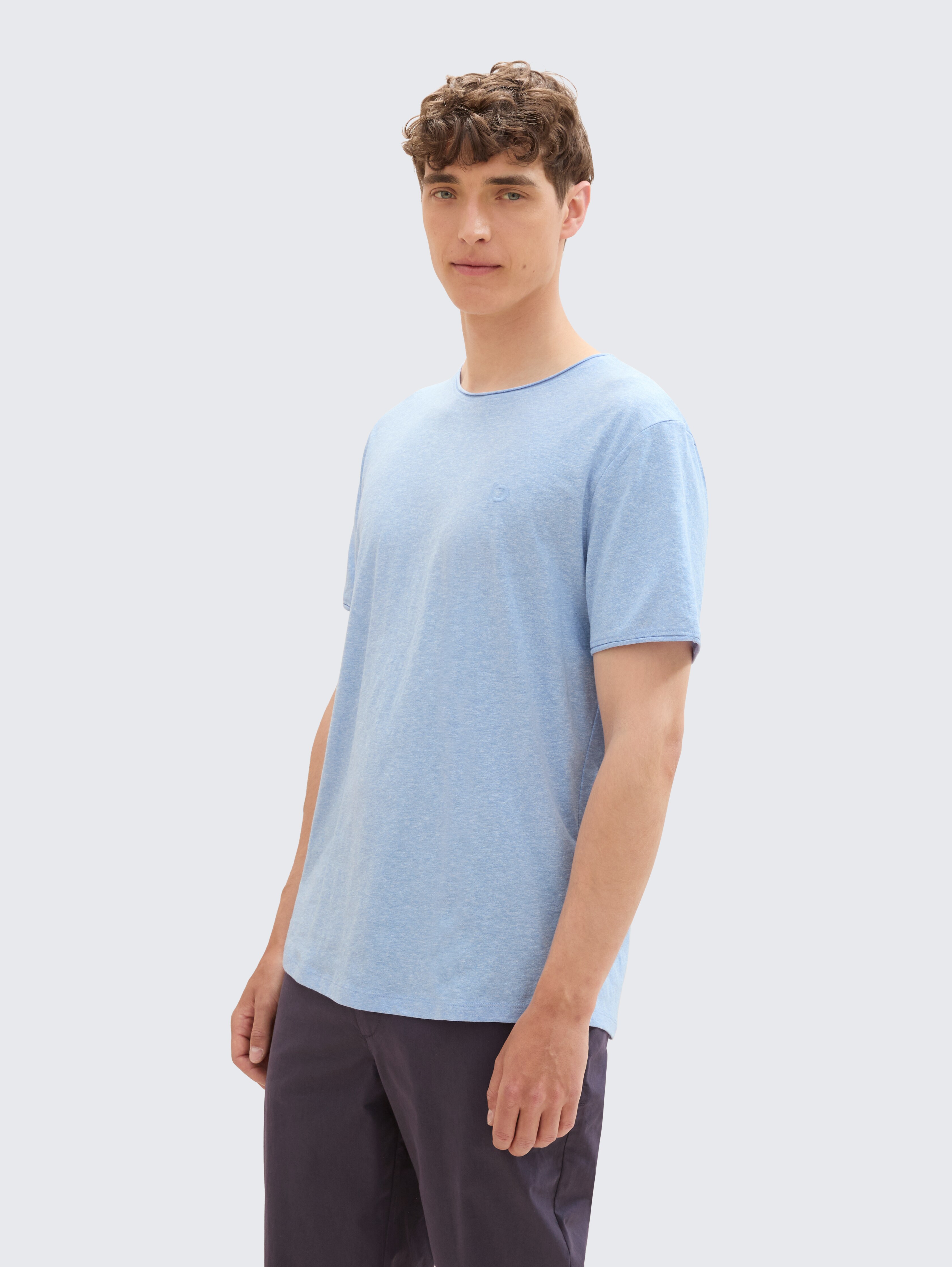 T-Shirt in Melange Optik von Denim Male, Brunnera Blue
