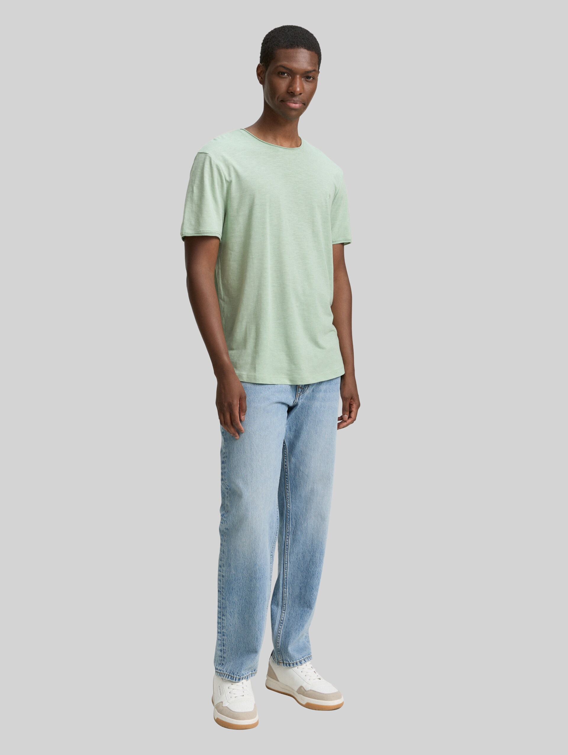 T-shirt in a melange look - Fresh Mint Green - Model front view
