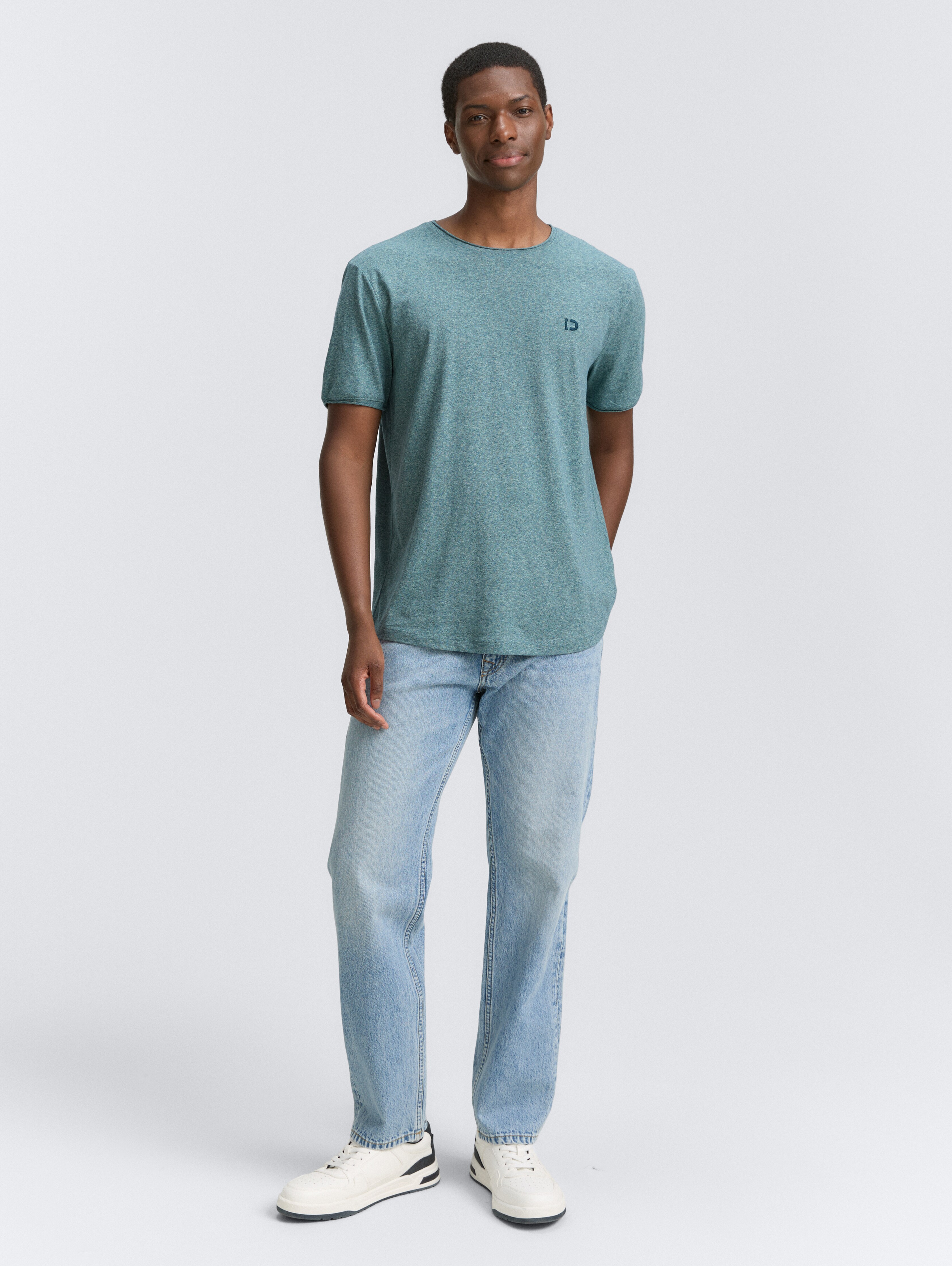 T-Shirt in Melange Optik von Denim Male, deep pond green mix melange