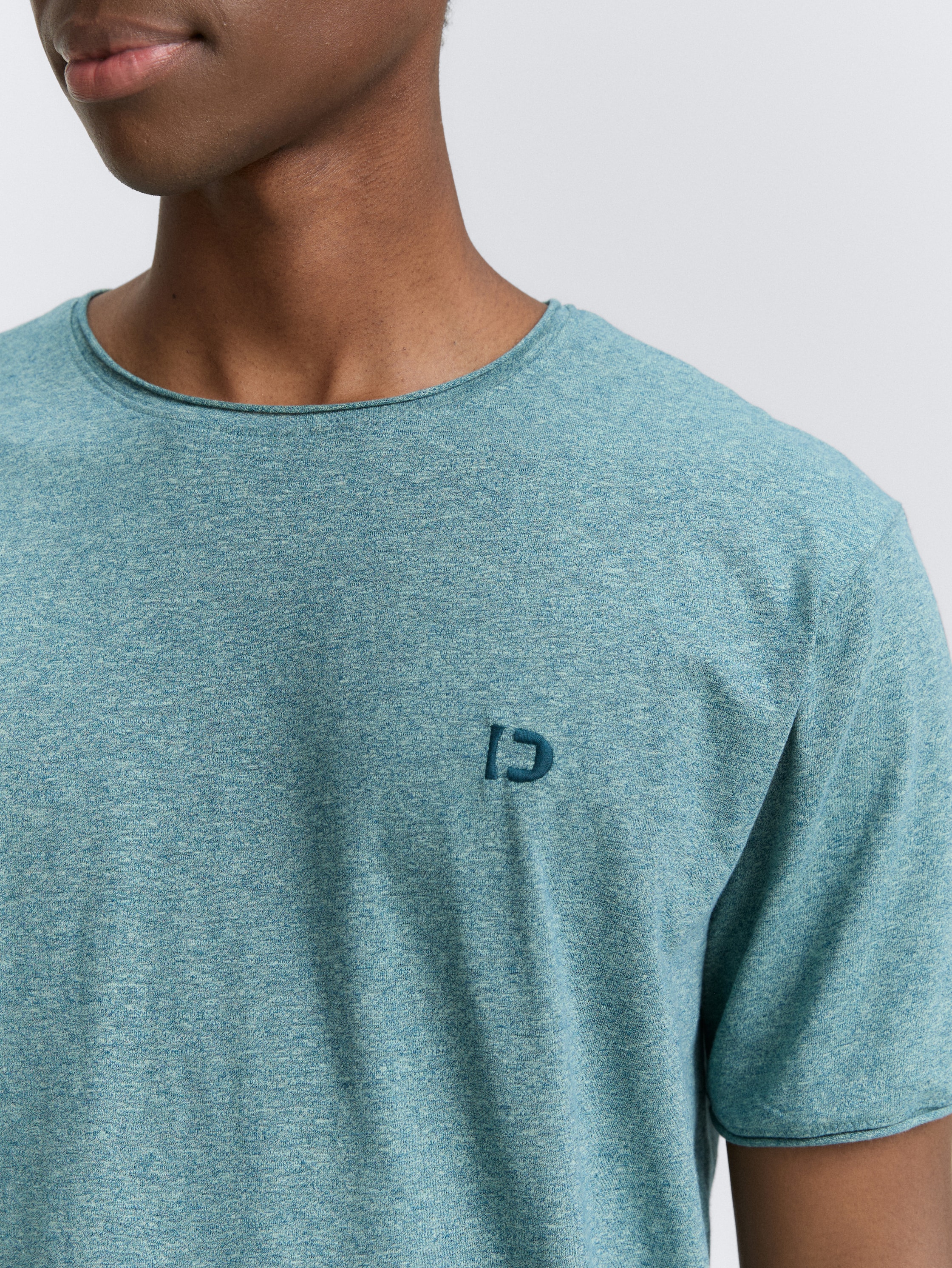 T-Shirt in Melange Optik - deep_pond_green_mix_melange - 