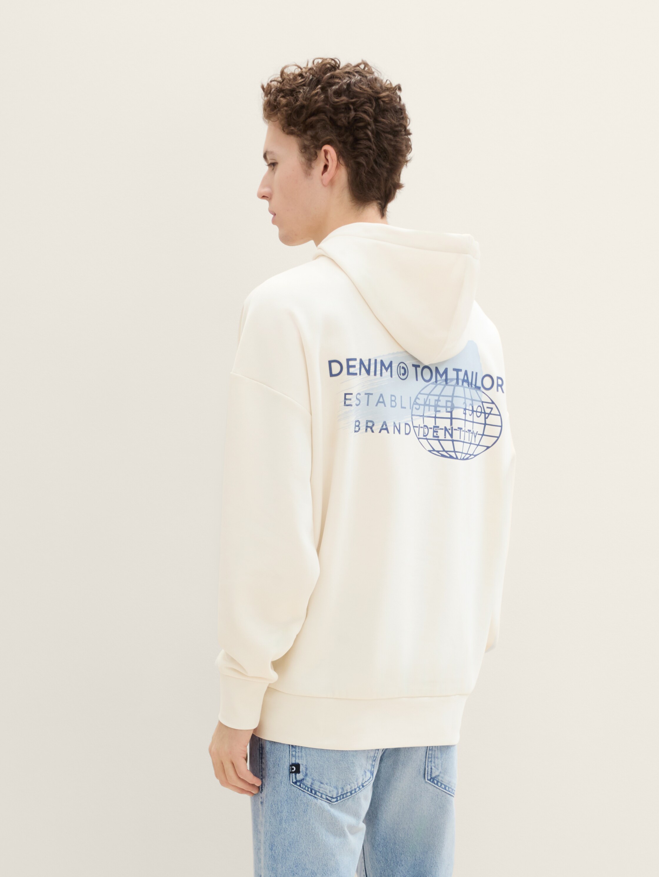 Sweater met oversized capuchon en opdruk op de rug - gardenia_white - 