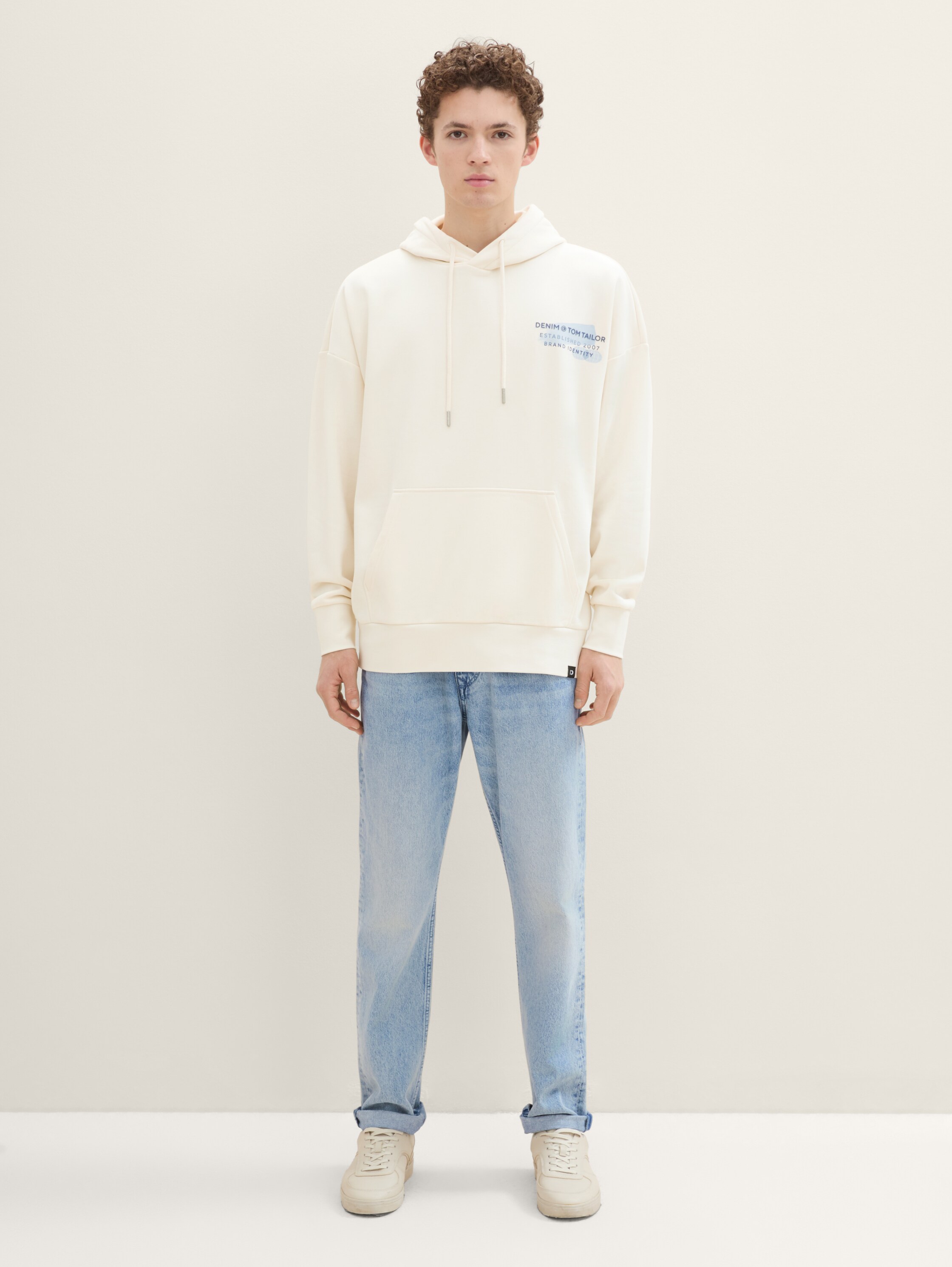Sweater met oversized capuchon en opdruk op de rug - gardenia_white - 