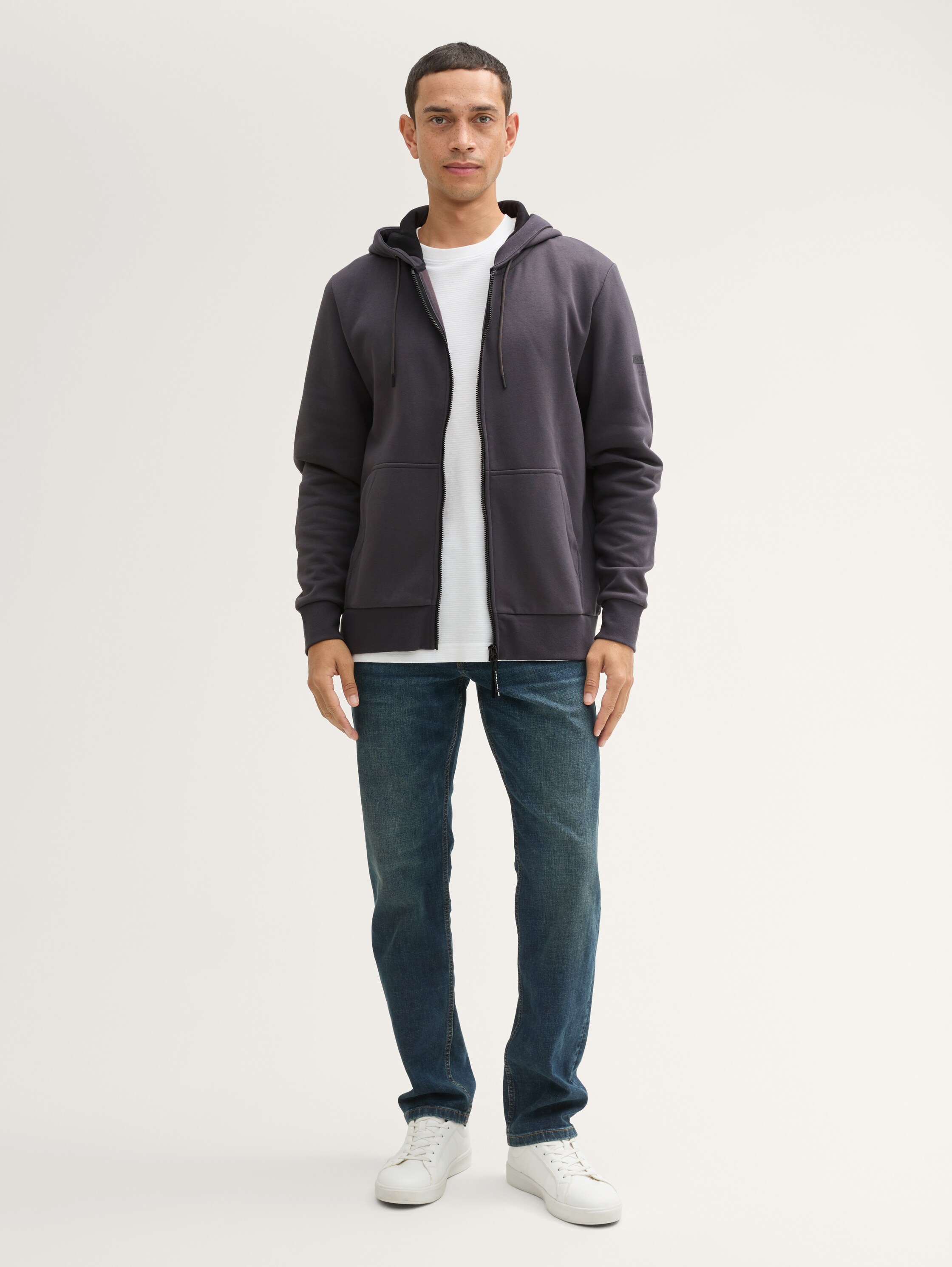 Basic Sweatjacke - 1