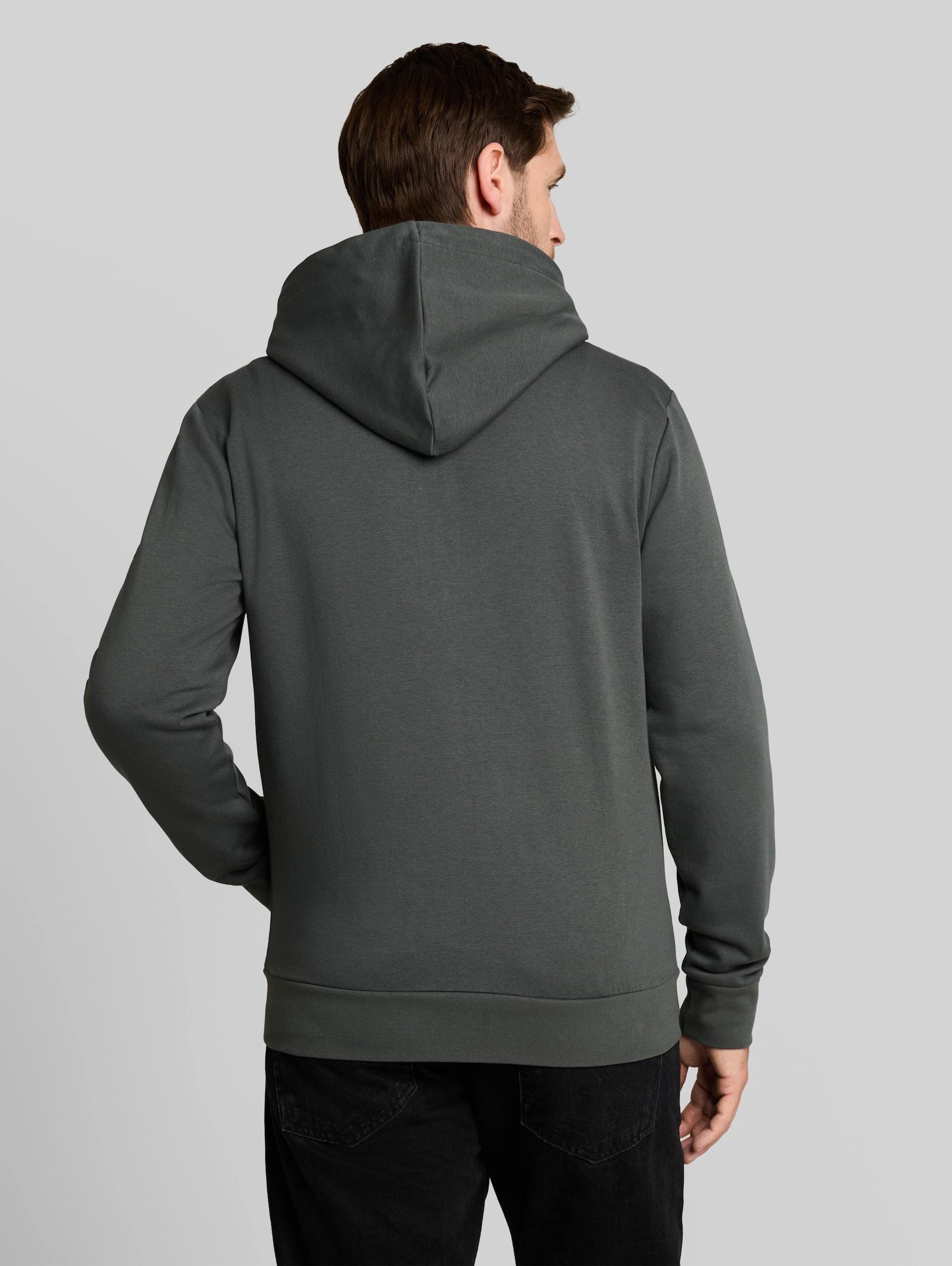 Basic hoodie-sweatjack - Darkest Olive - Neklijn model-achteraanzicht
