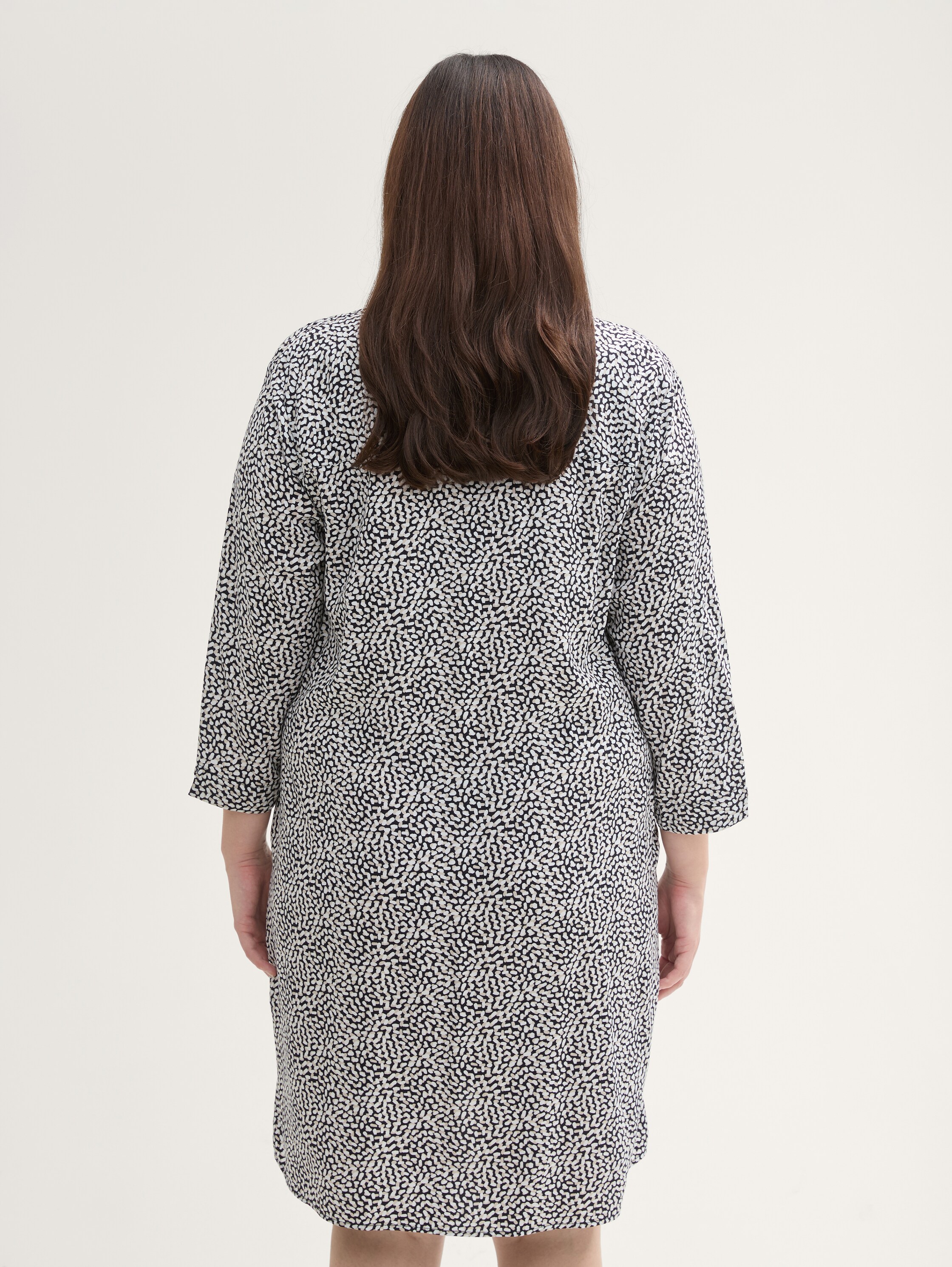 Plus - Jurk met livaeco™ BY BIRLA CELLULOSE - organic_navy_dot_design - 