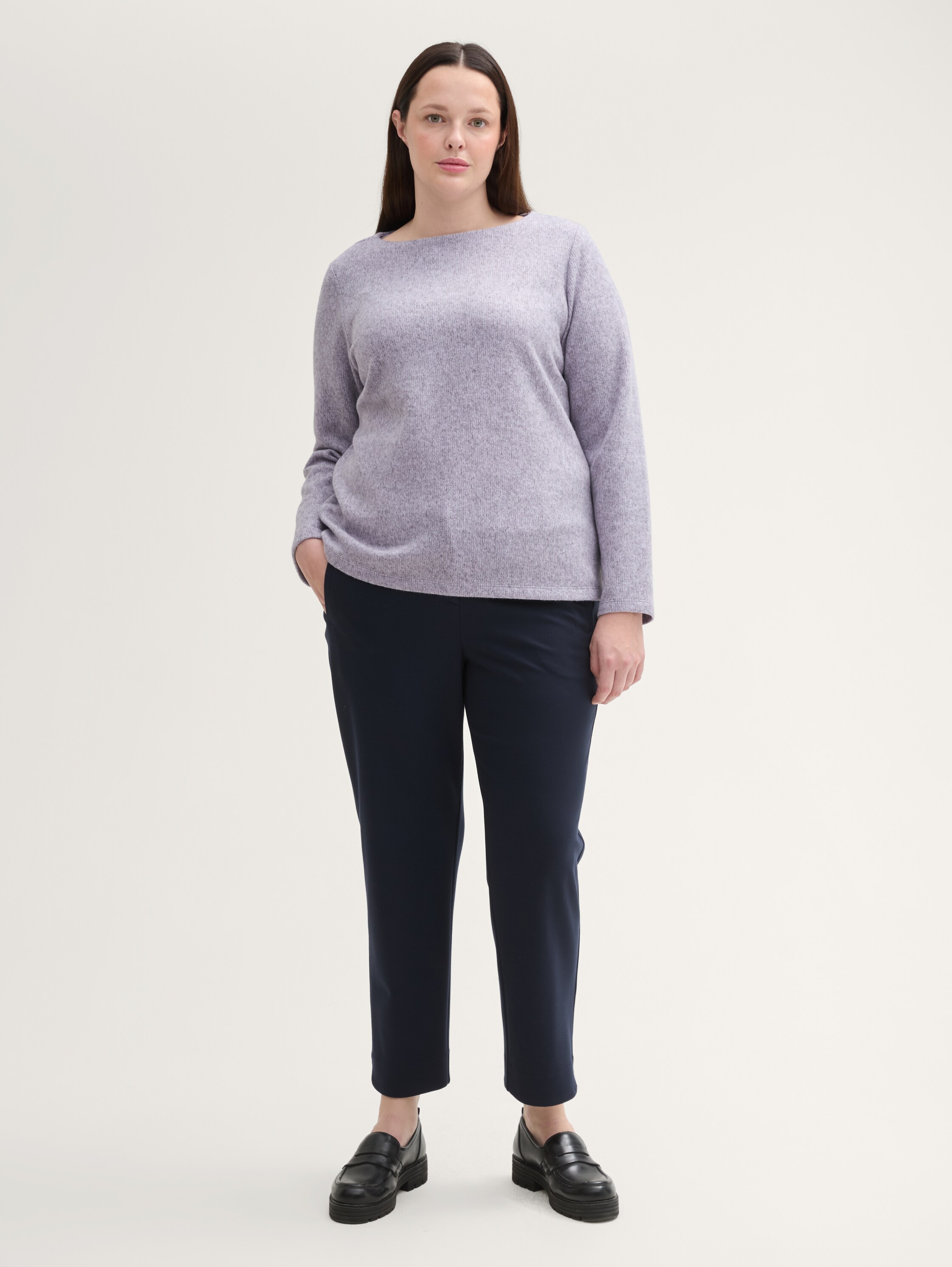 Plus Size - Soft-Touch Sweatshirt mit Knopfdetails - soft_lavender_melange - 