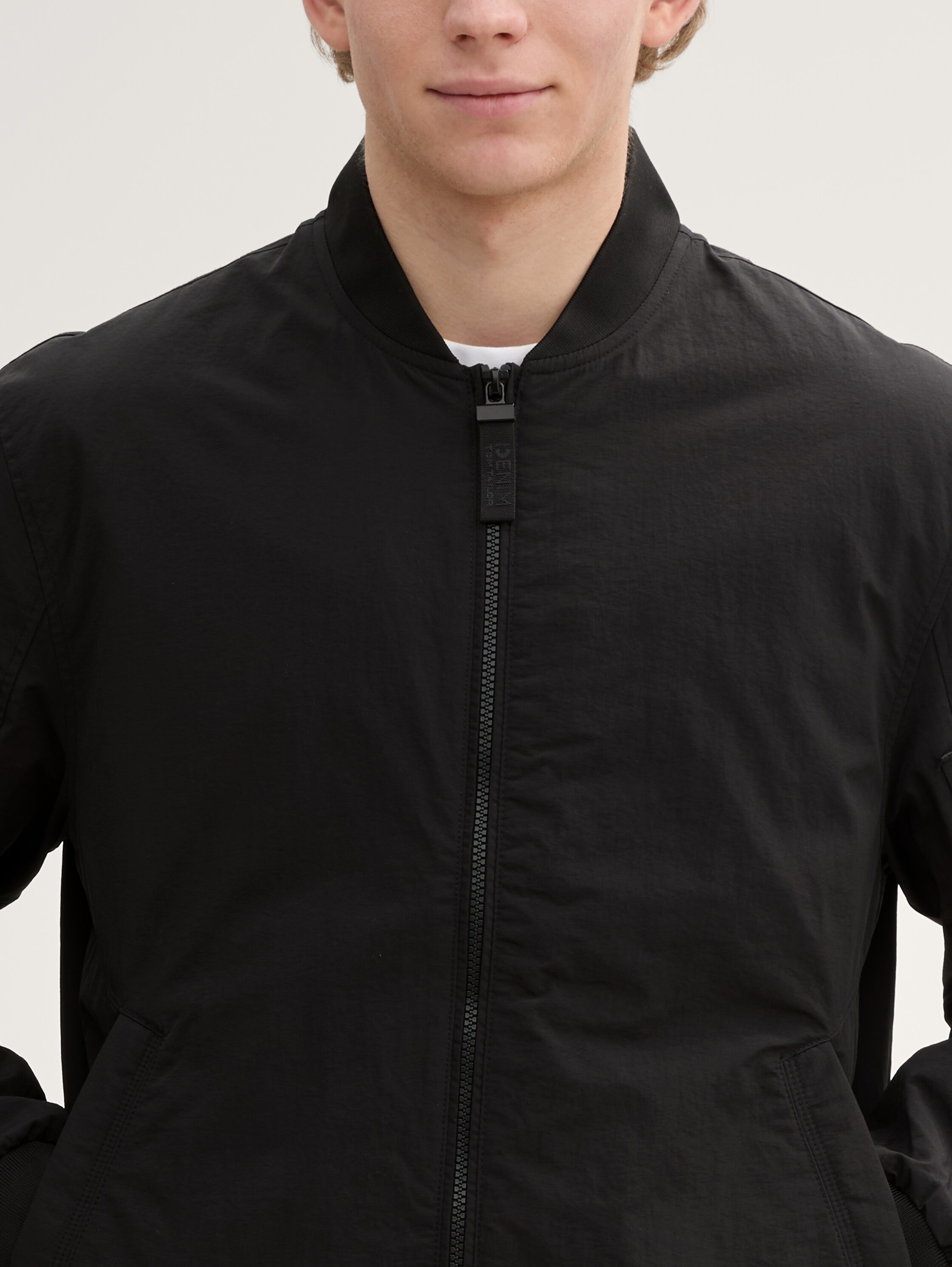 Bomberjacke mit Taschen - black - 