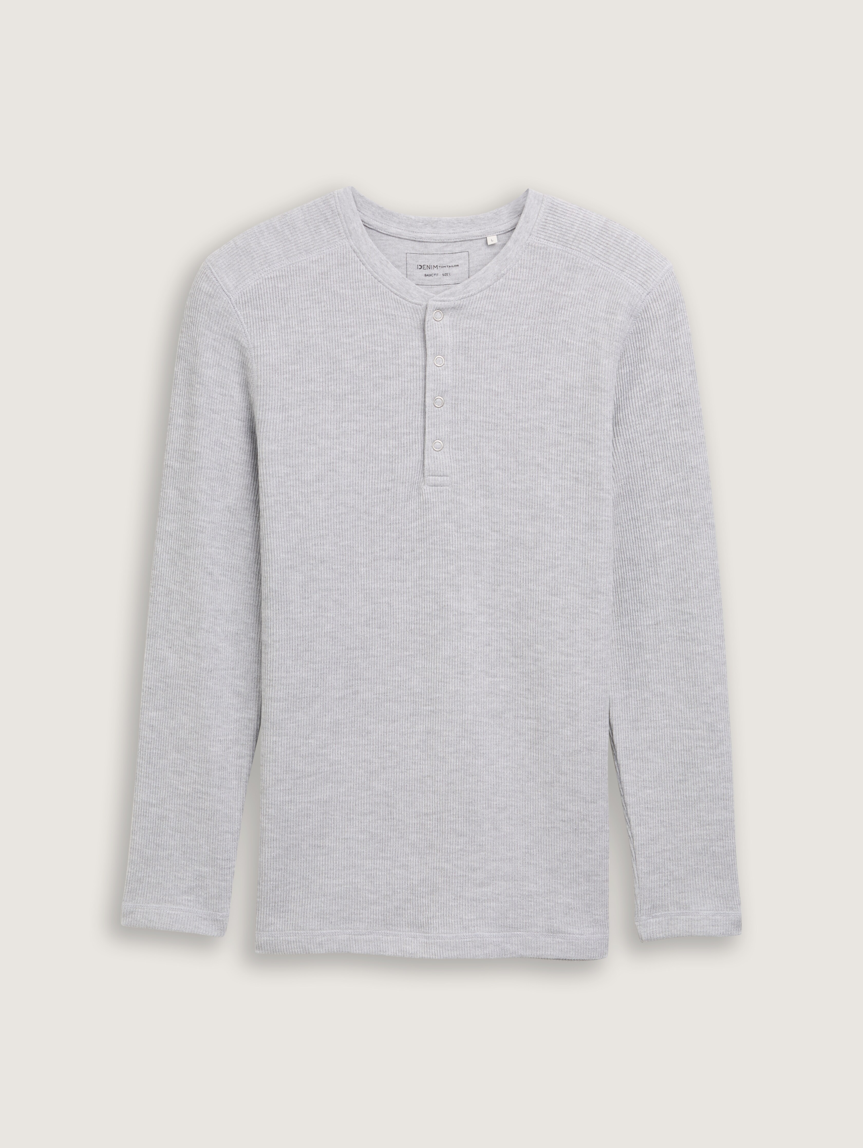【2plan】Pale henley neck ribbed long sleeve t-shirt Henley Shirt Long Sleeve, Light Grey | Peter Manning NYC