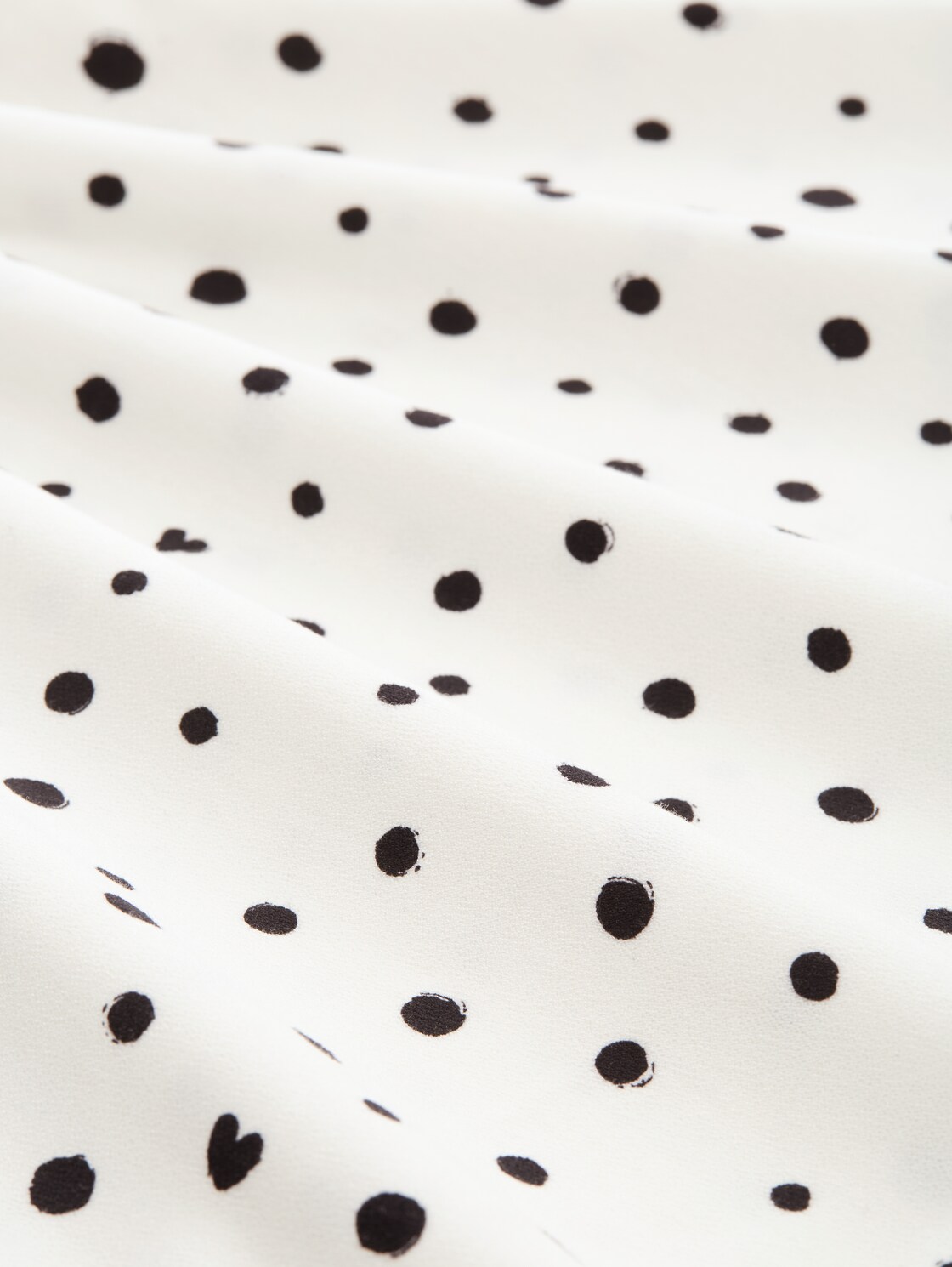 Langarmshirt mit Muster - small offwhite black dot print - Material-Ansicht