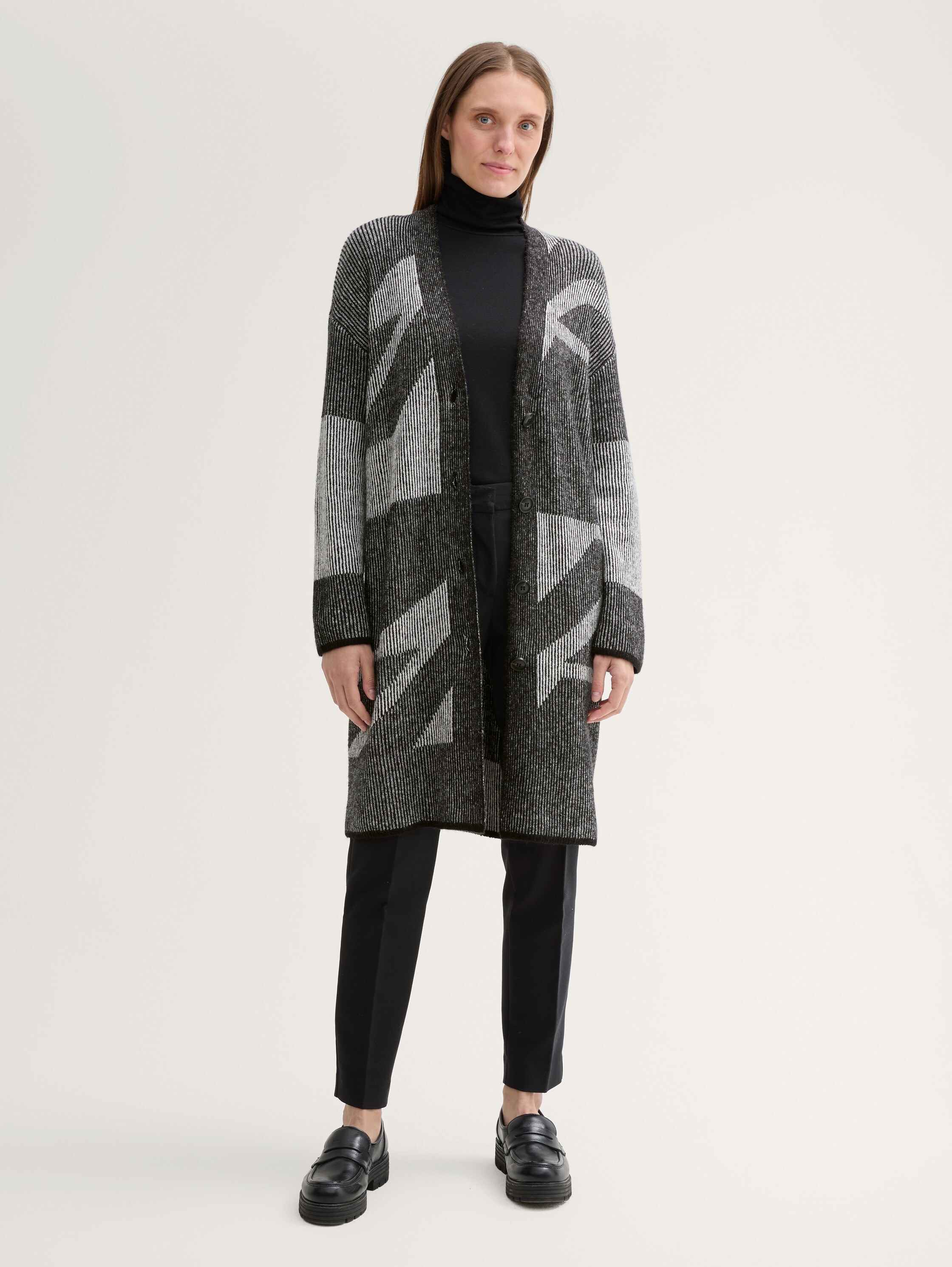 Longstyle Cardigan mit Muster - black_plaited_structure_knit - 