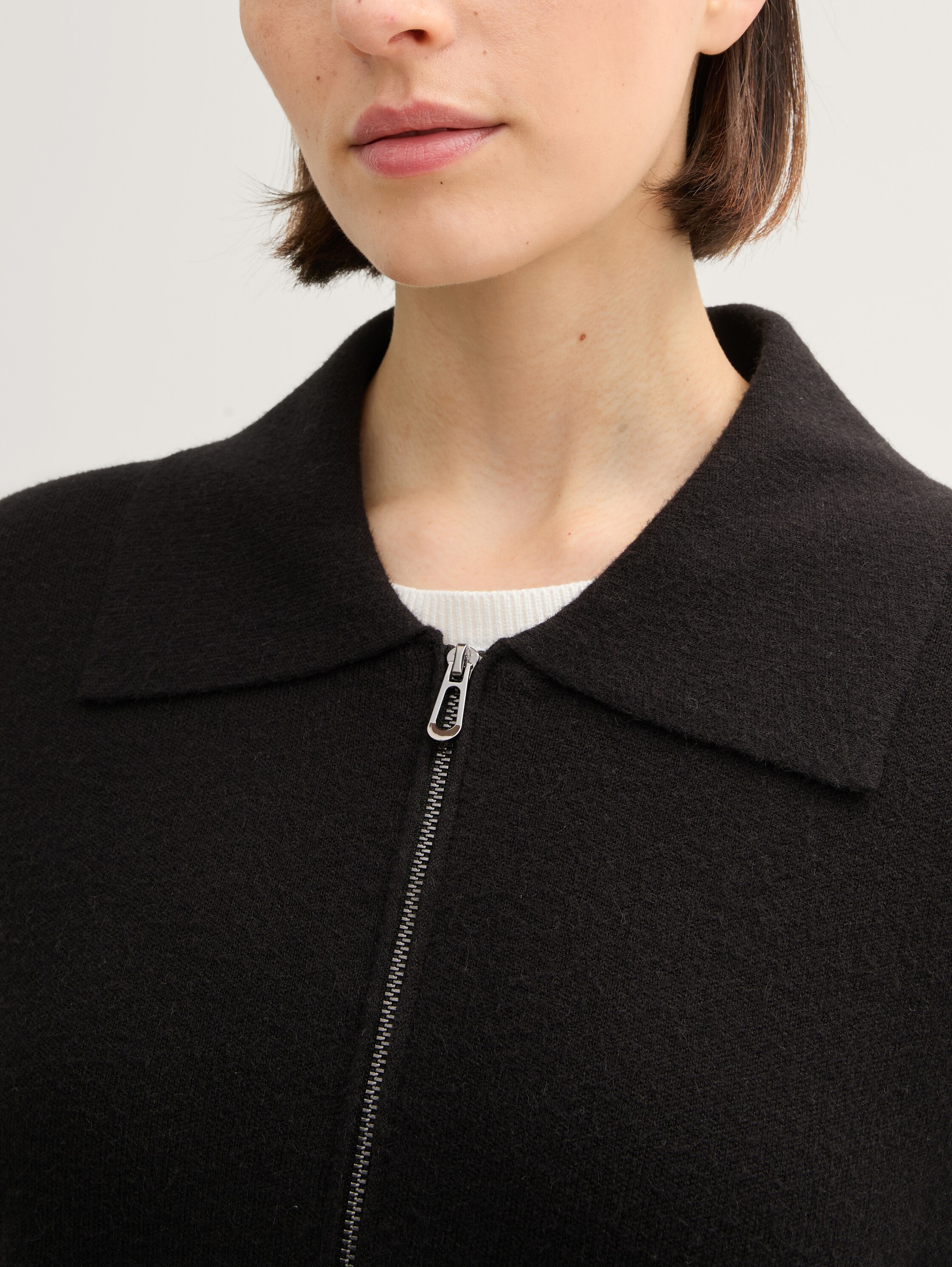 Strickjacke mit Reißverschluss - deep_black_1 - 