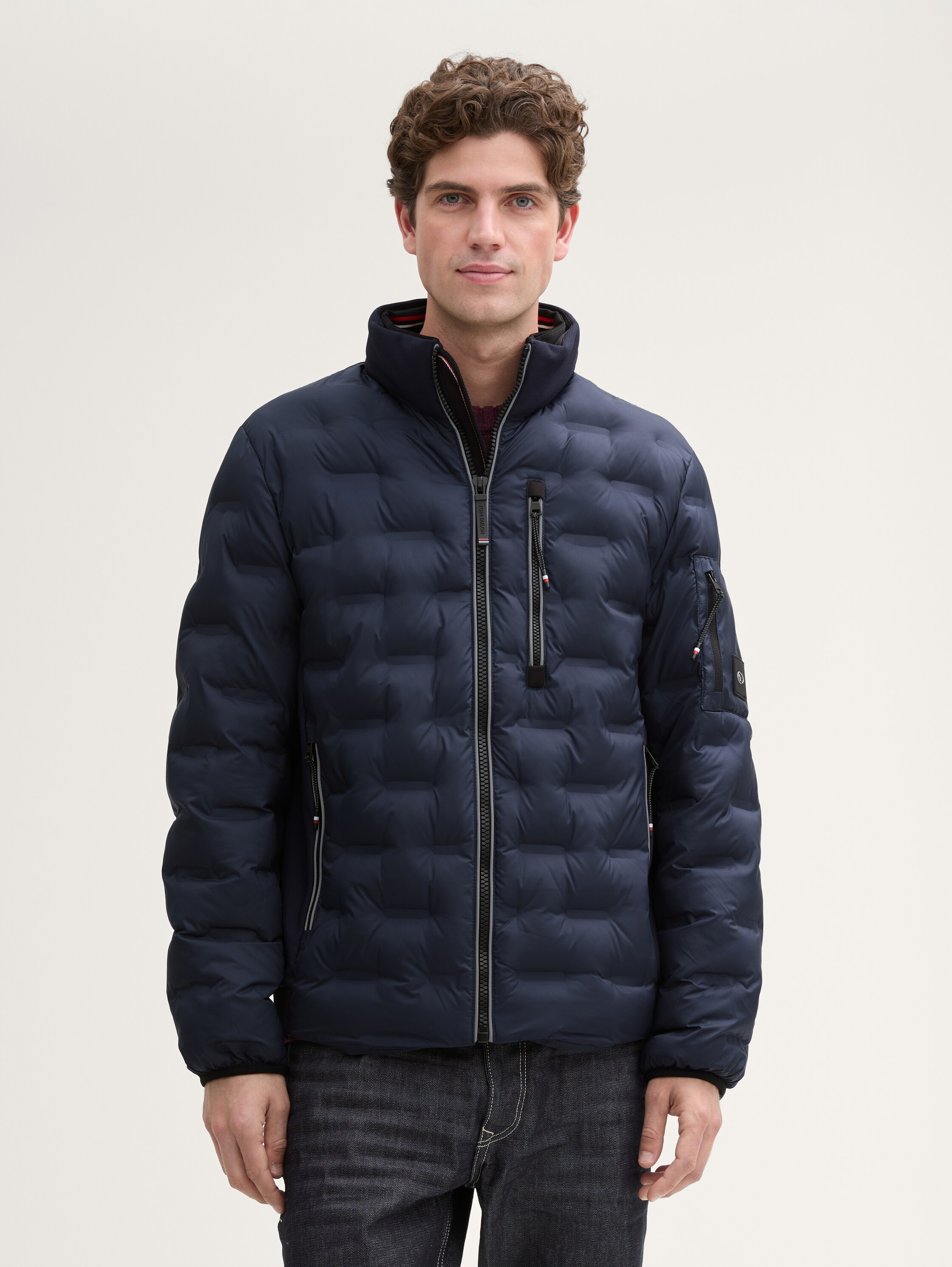 Hybrid Lightweight Steppjacke mit Kapuze im Stehkragen - 1