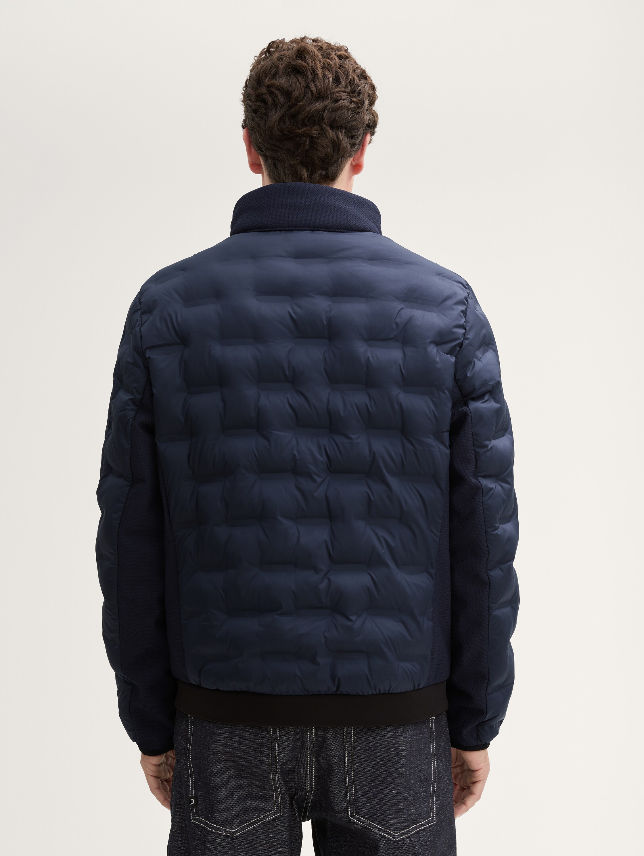 Hybrid Lightweight Steppjacke mit Kapuze im Stehkragen - 2