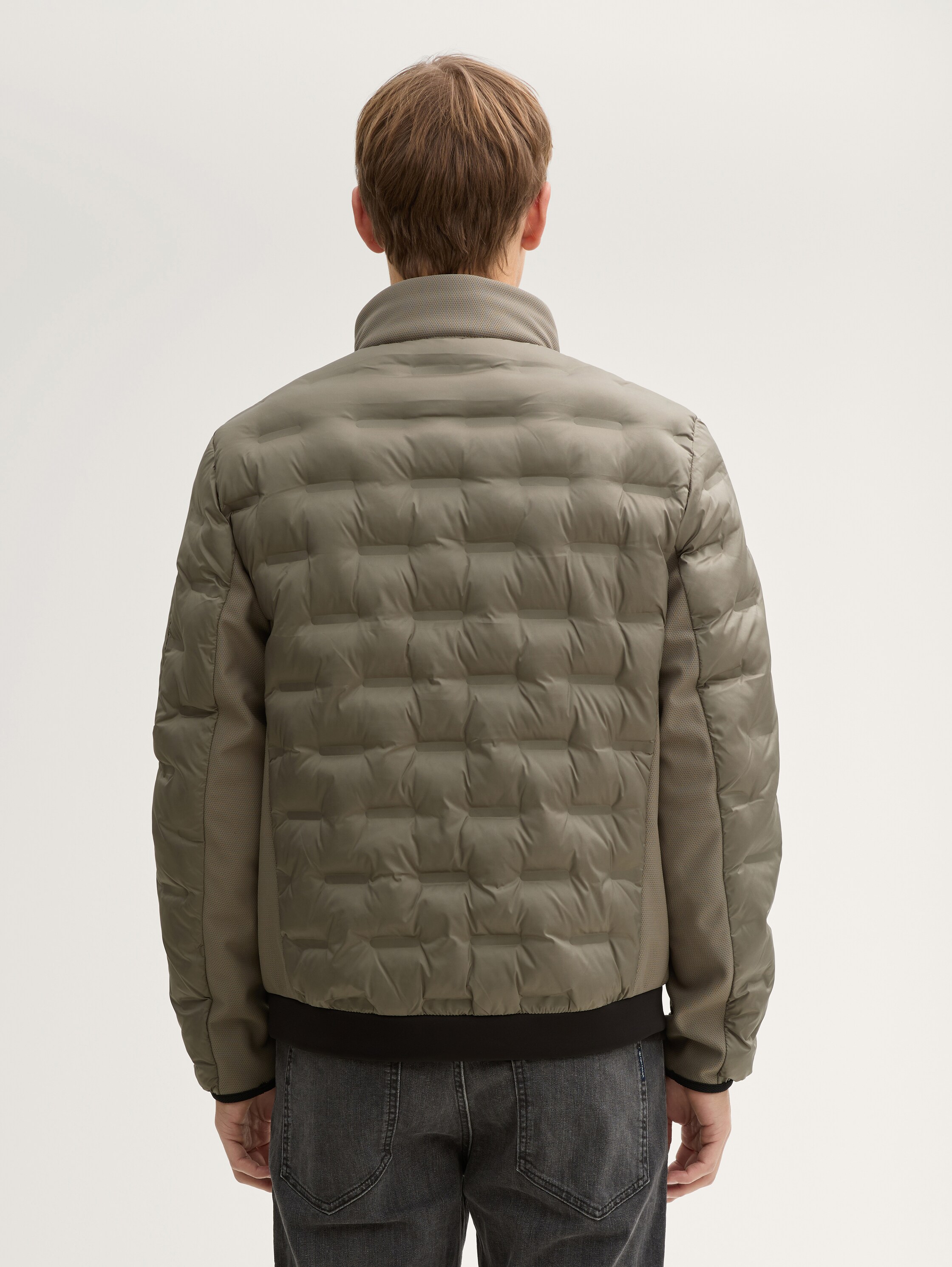 Hybrid Lightweight Steppjacke mit Kapuze im Stehkragen - 2