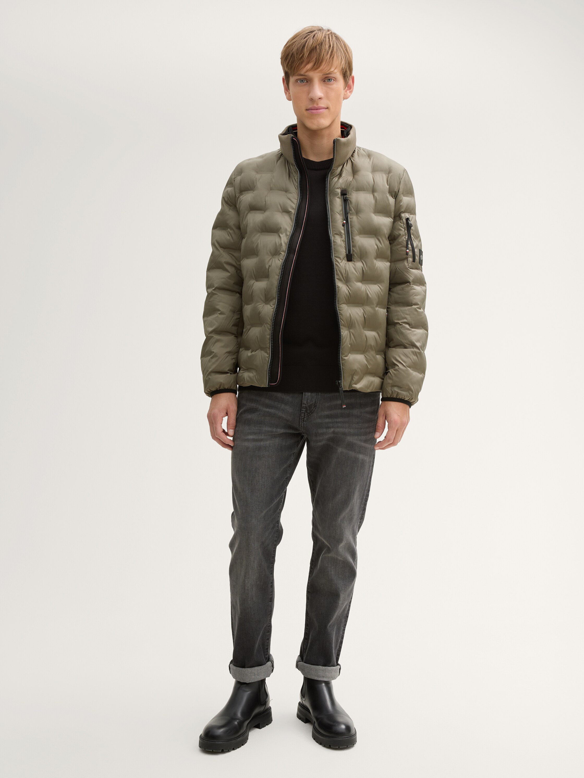 Hybrid Lightweight Steppjacke mit Kapuze im Stehkragen - 0