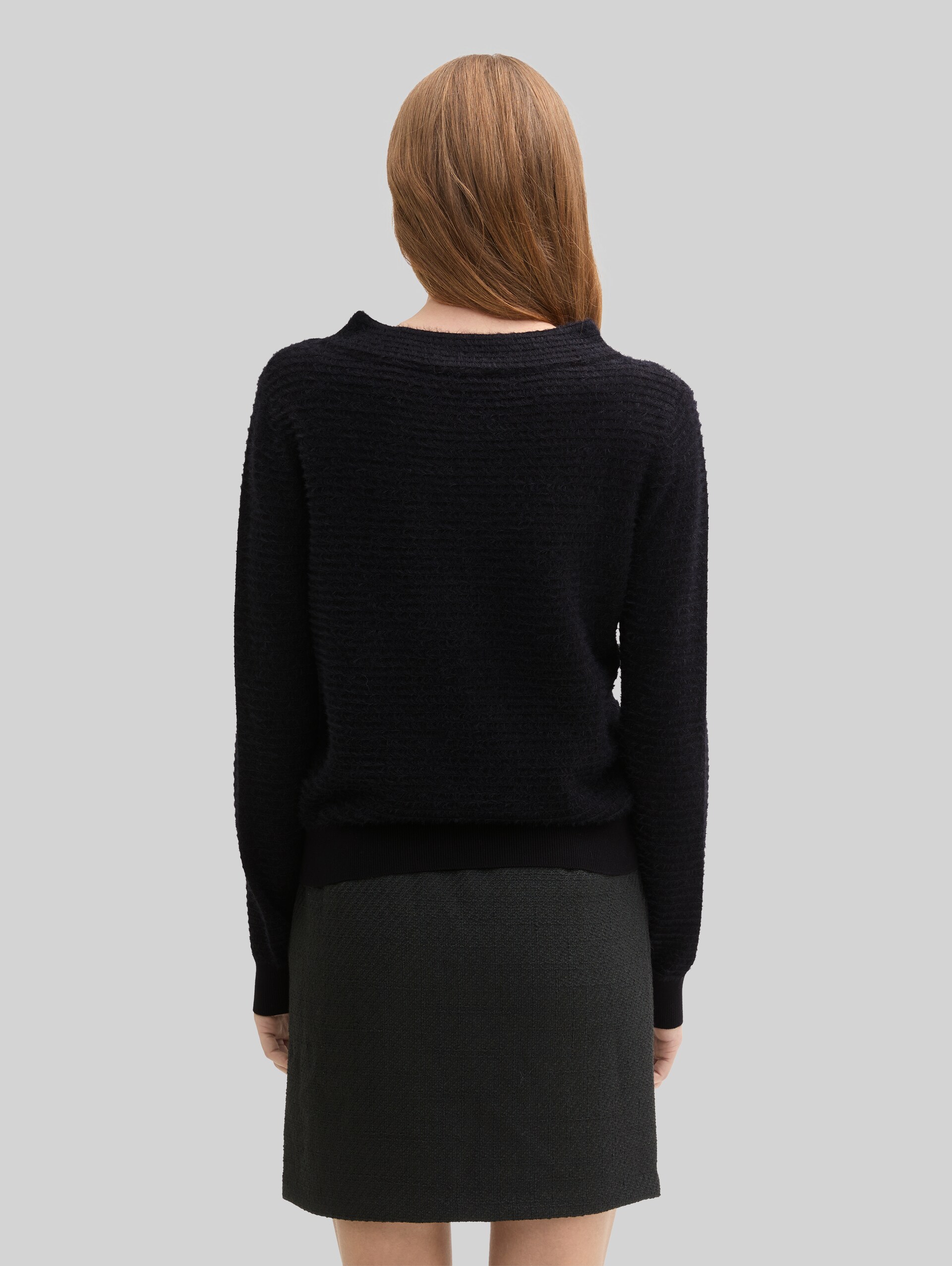 Strickpullover aus Federgarn - deep black