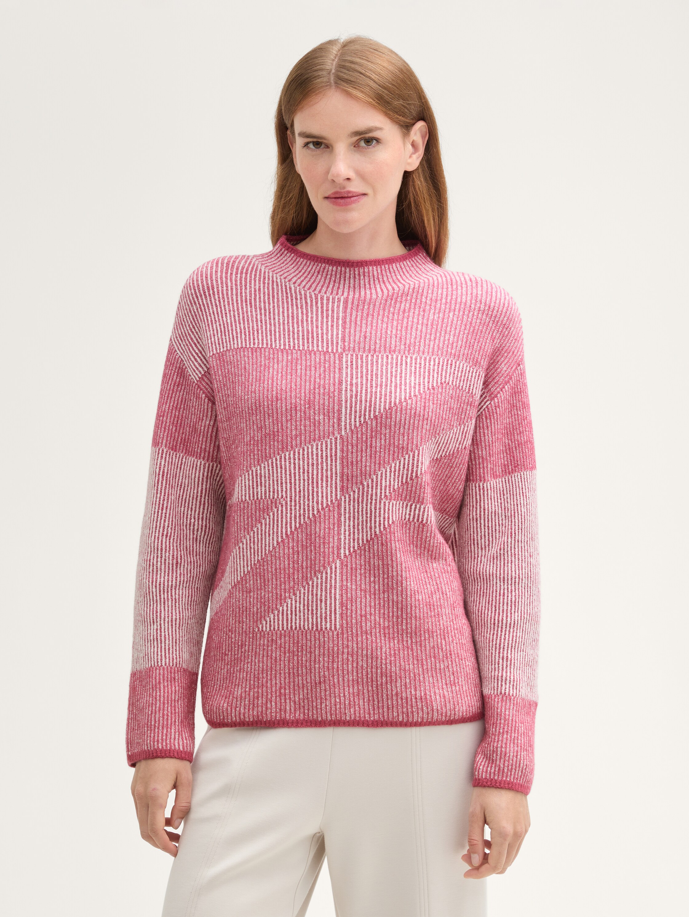 Loose Fit Ripp Strickpullover mit Muster - pink_plaited_structure_knit - 