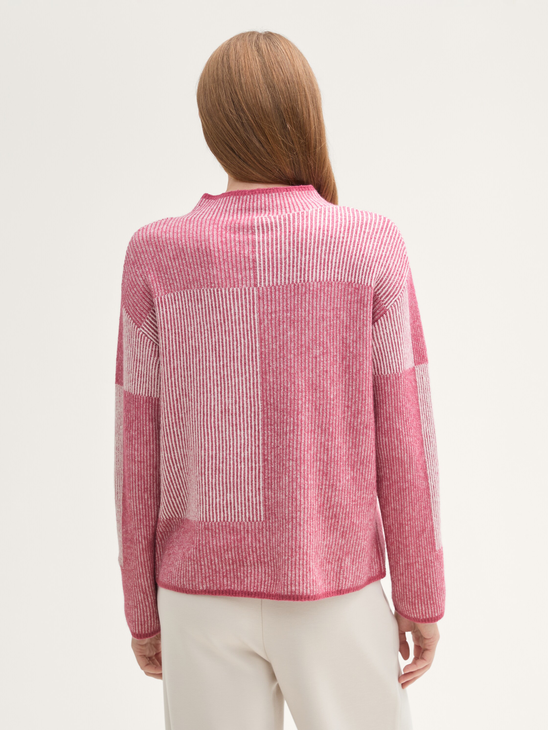 Loose Fit Ripp Strickpullover mit Muster - pink_plaited_structure_knit - 