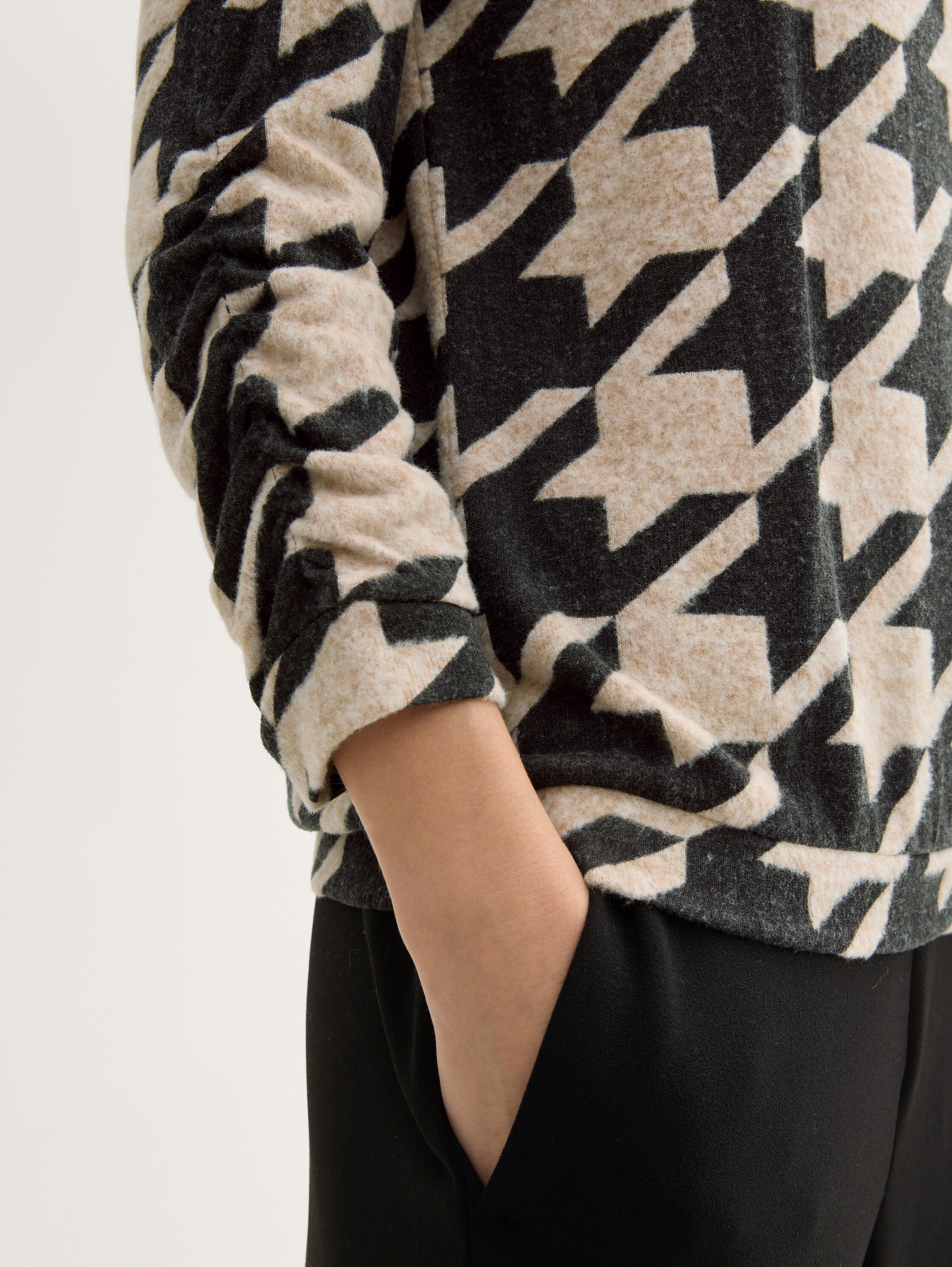 Soft-Touch Shirt mit Raffärmeln - classic_houndstooth_design - 