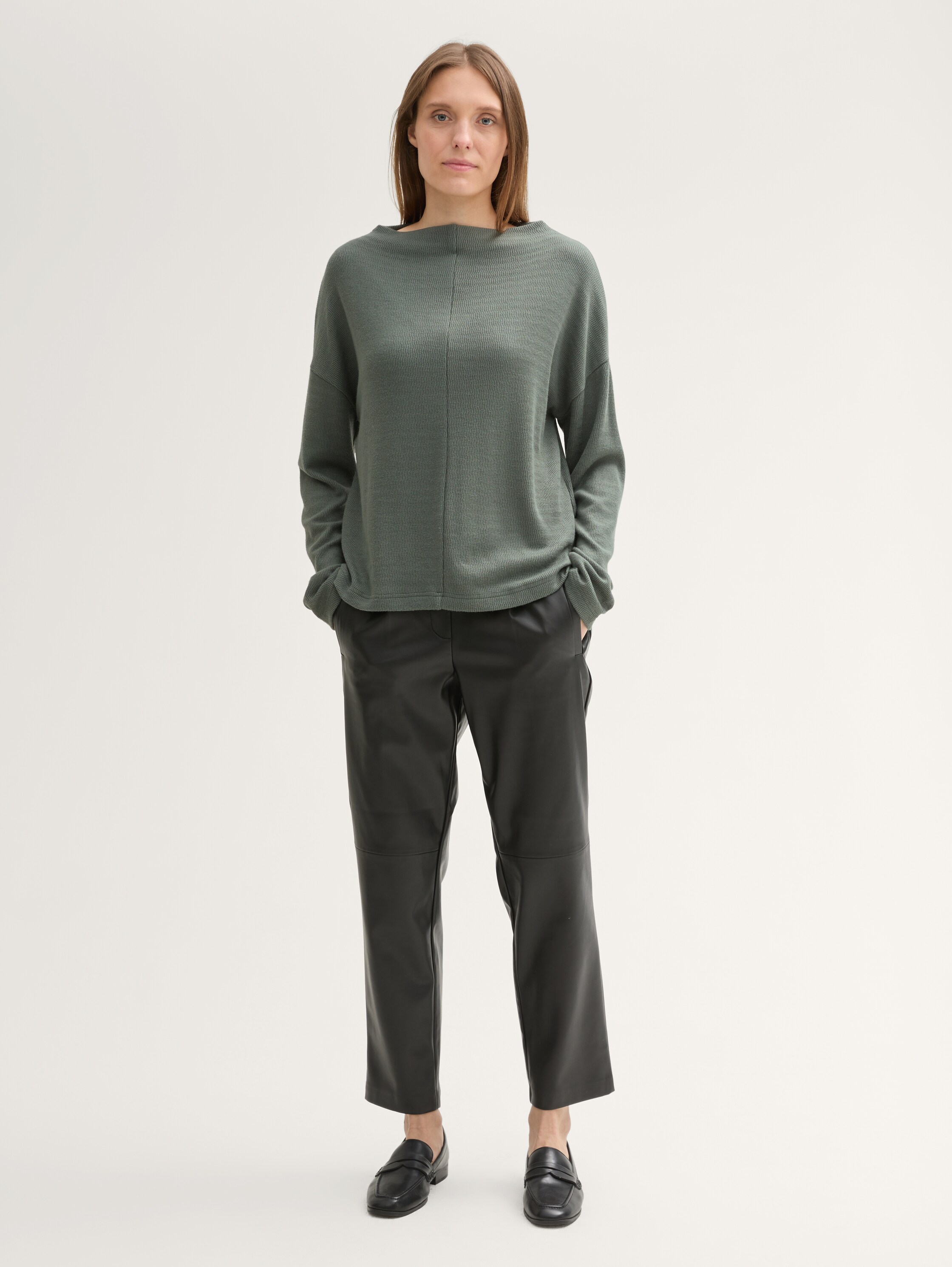 Cosy Sweatshirt mit Stehkragen - pale_bark_green - 