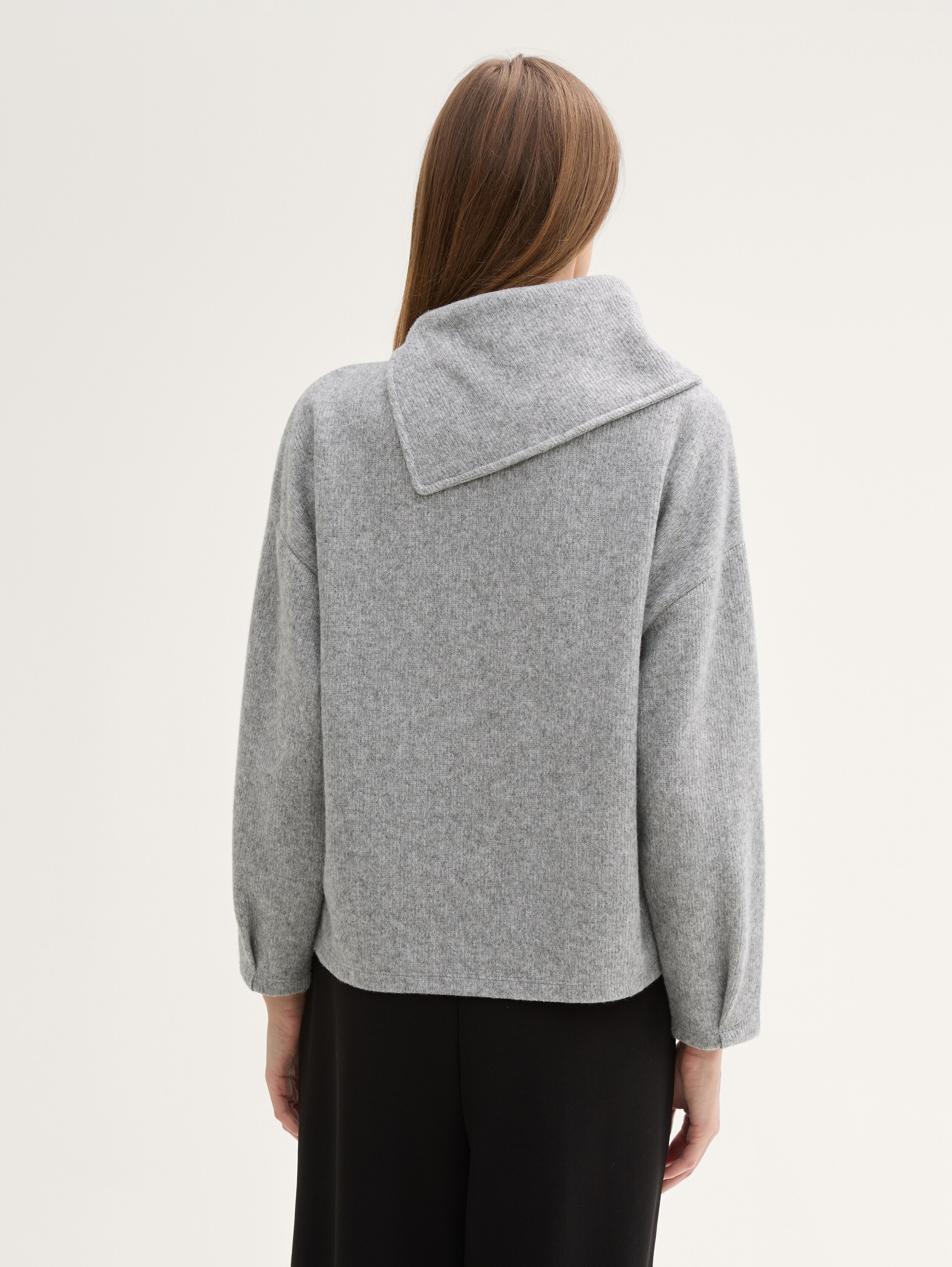 Sweatshirt mit asymmetrischem Kragen - morning_grey_melange - 