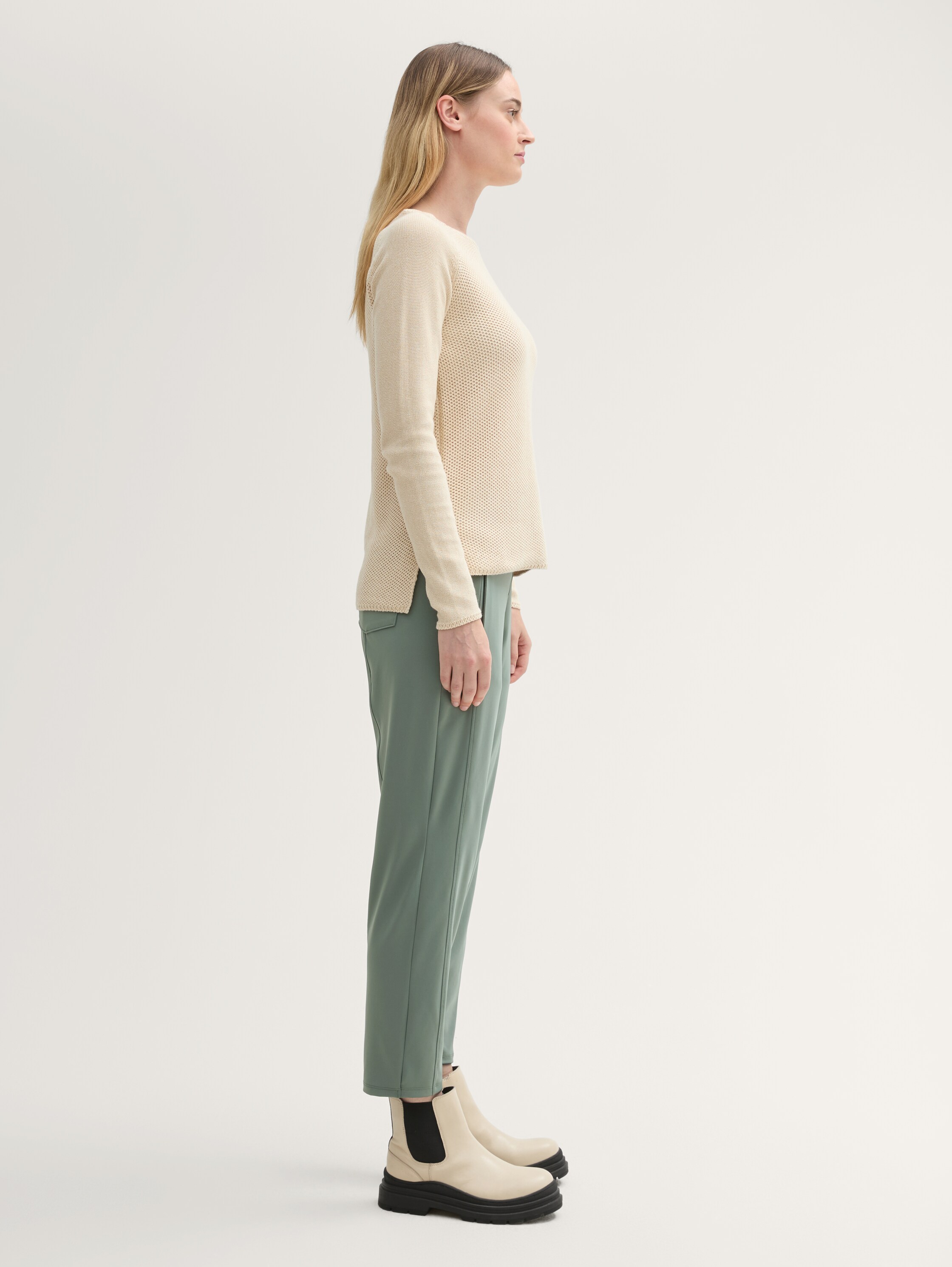 Loose Fit Hose - 1