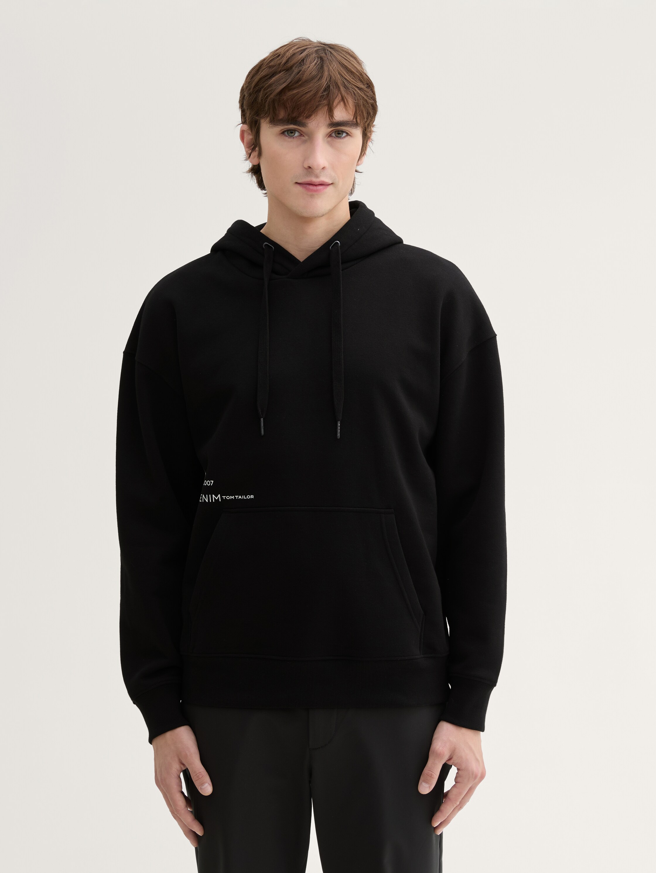 Relaxed Hoodie Sweatshirt mit Rückenprint - black - 