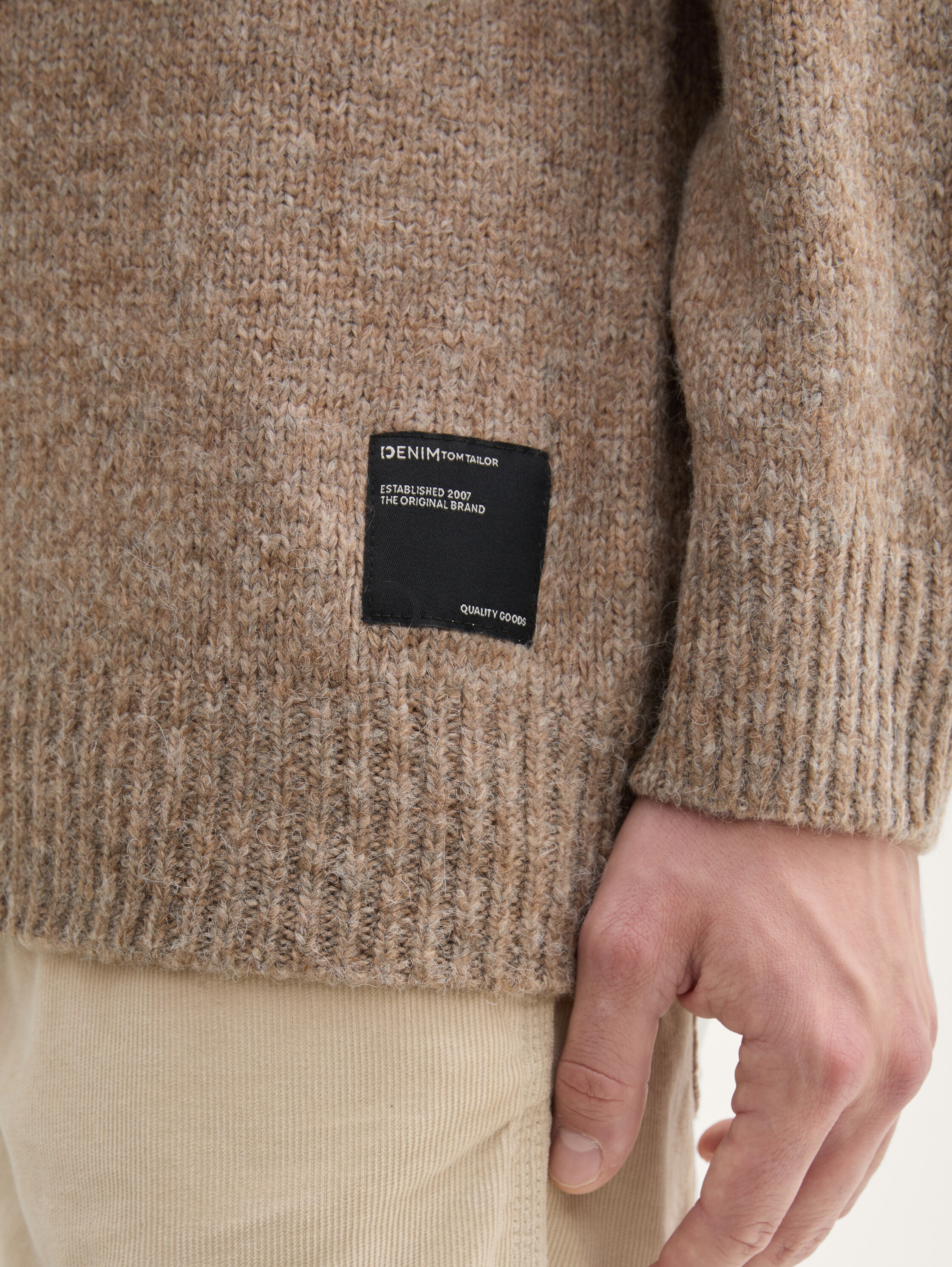 Cosy Strickpullover mit Rundhalsausschnitt - wool_white_fancy_structure - 