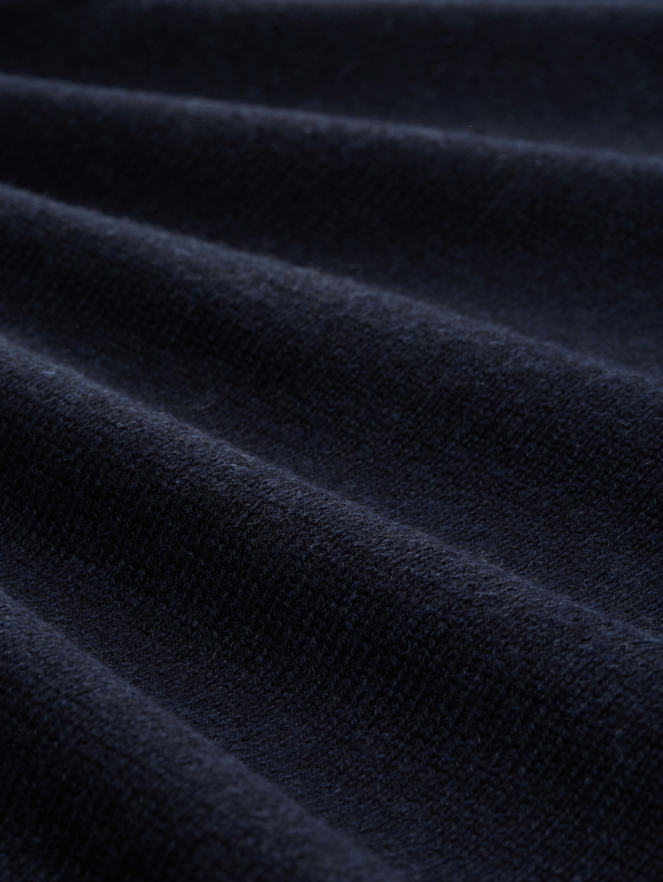 Cosy Strickpullover mit Logo-Badge - knitted_navy_melange - 