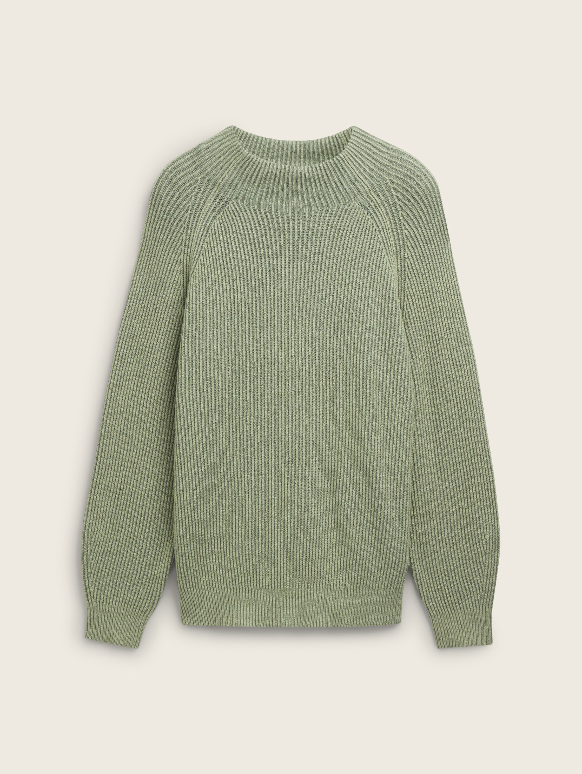 Plus Size - Strickpullover mit Stehkragen - pale_bark_green_rib_structure - 