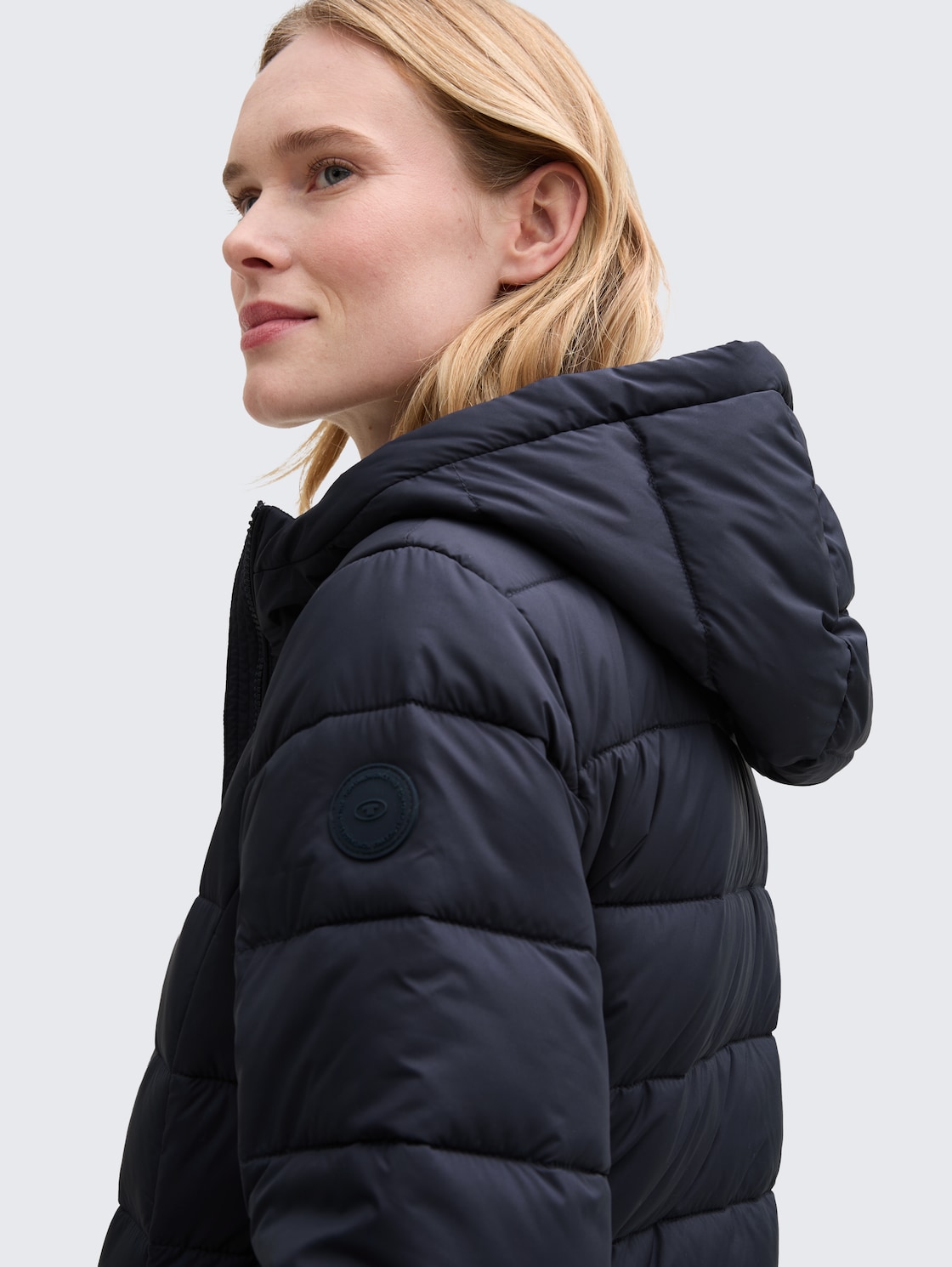 Lightweight Steppmantel mit wasserabweisender Funktion - sky captain blue - Detail-Model-Ansicht