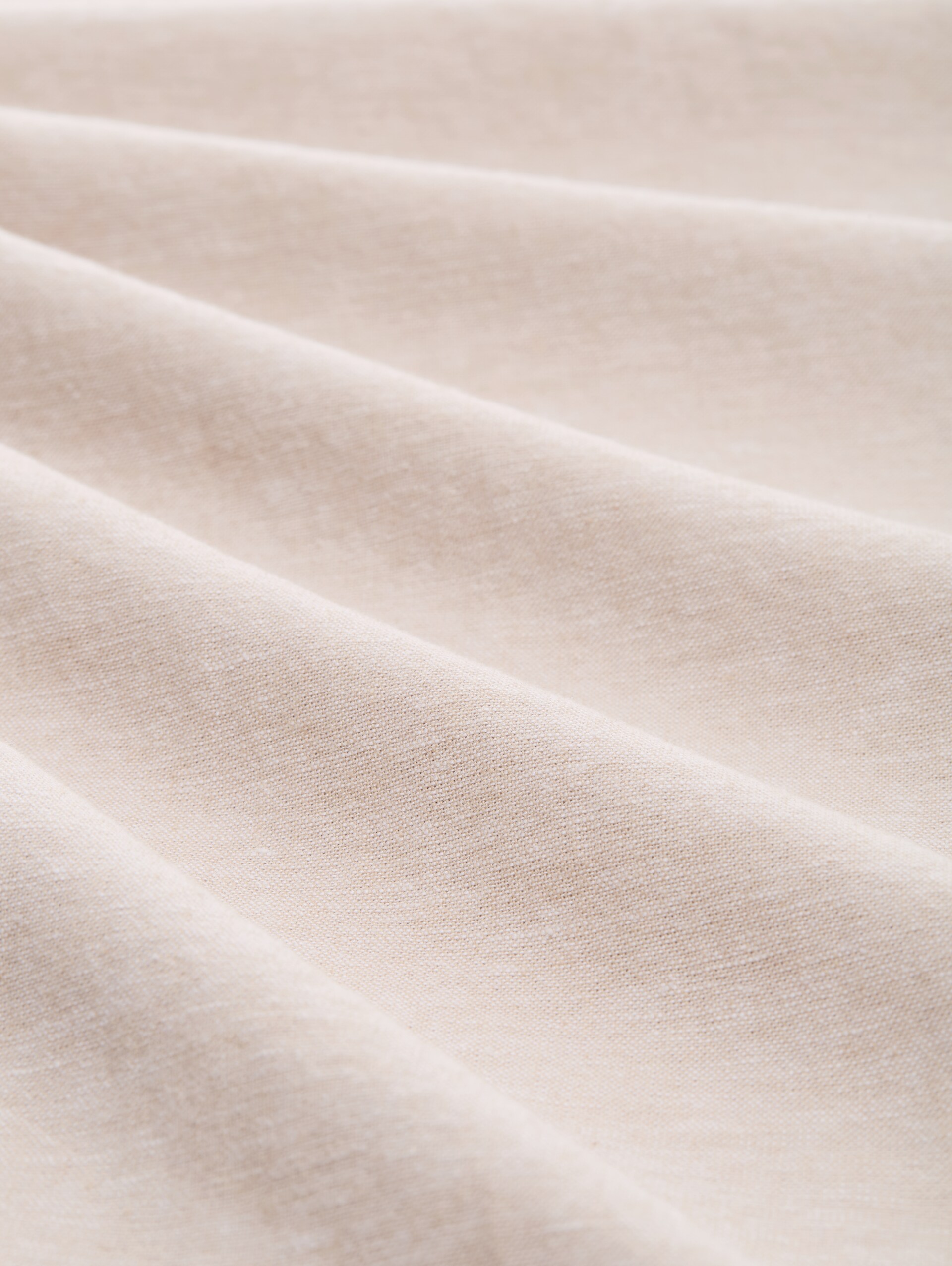 Regular shorts with linen content - silver ecru chambray - Material view