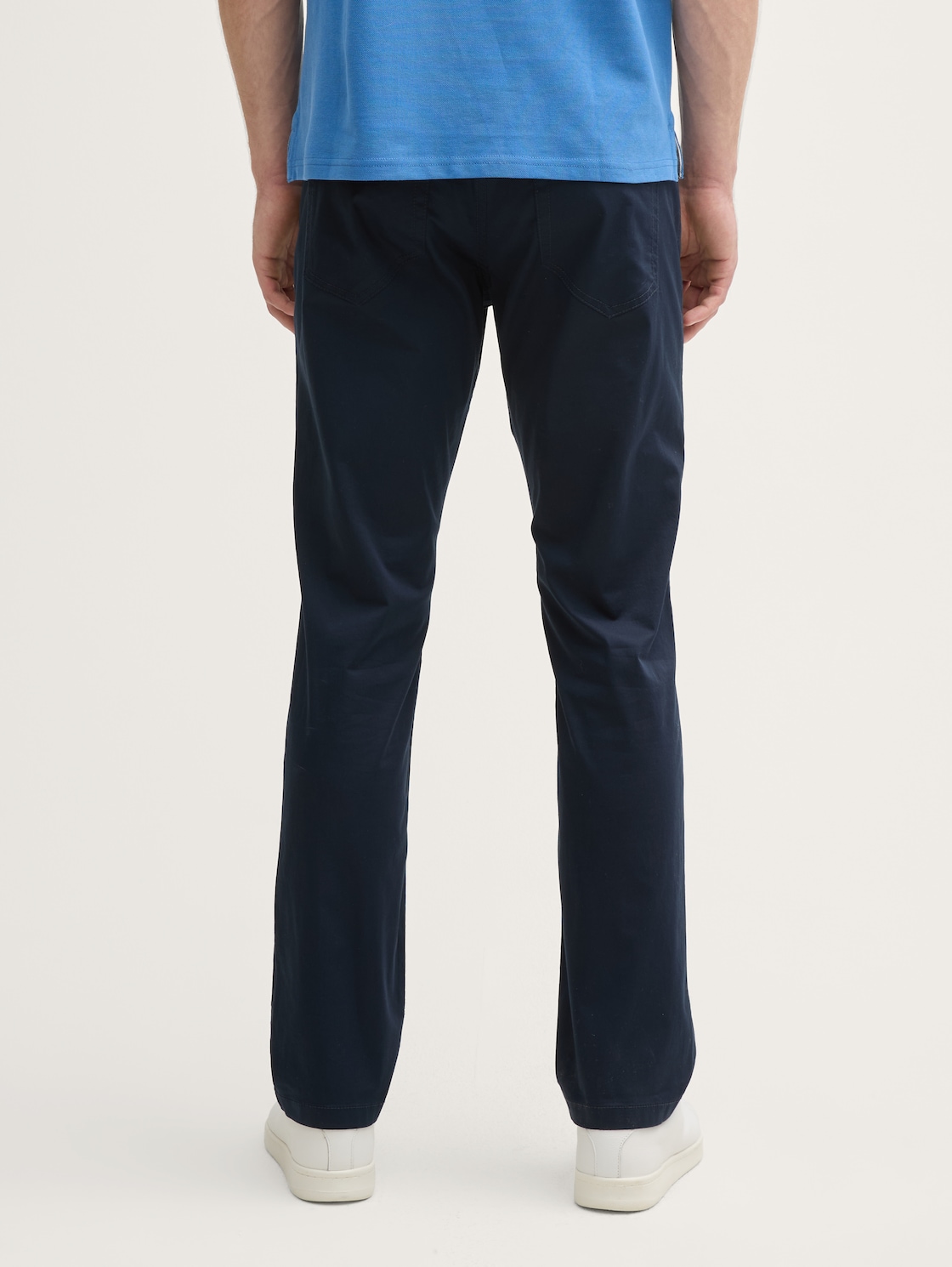 Ultralight Josh regular slim trousers - sky captain blue - Neckline model-back view