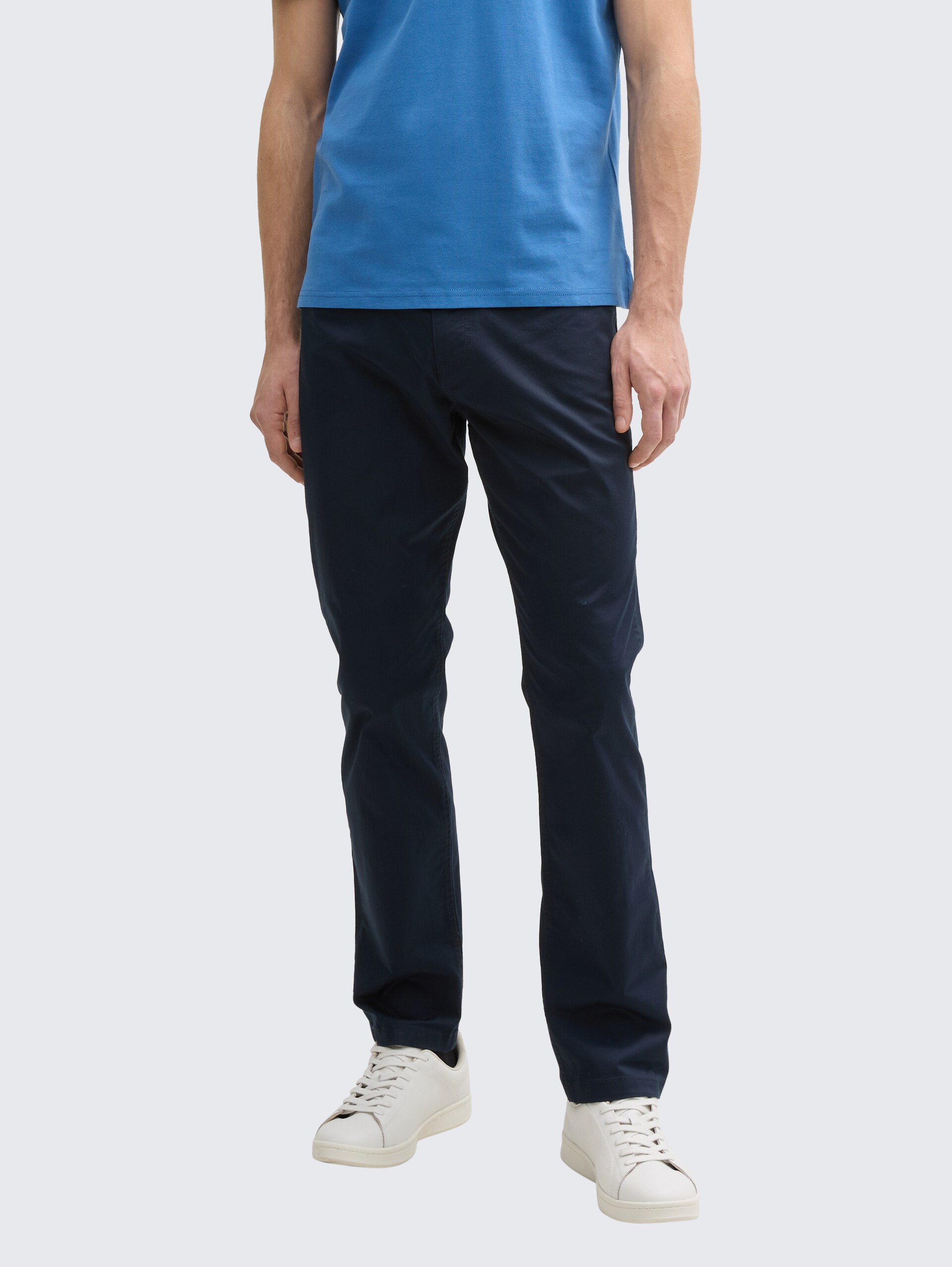 TTJOSH Regular Slim Ultralight Hose - sky captain blue - Ausschnitt Model-Vorderansicht