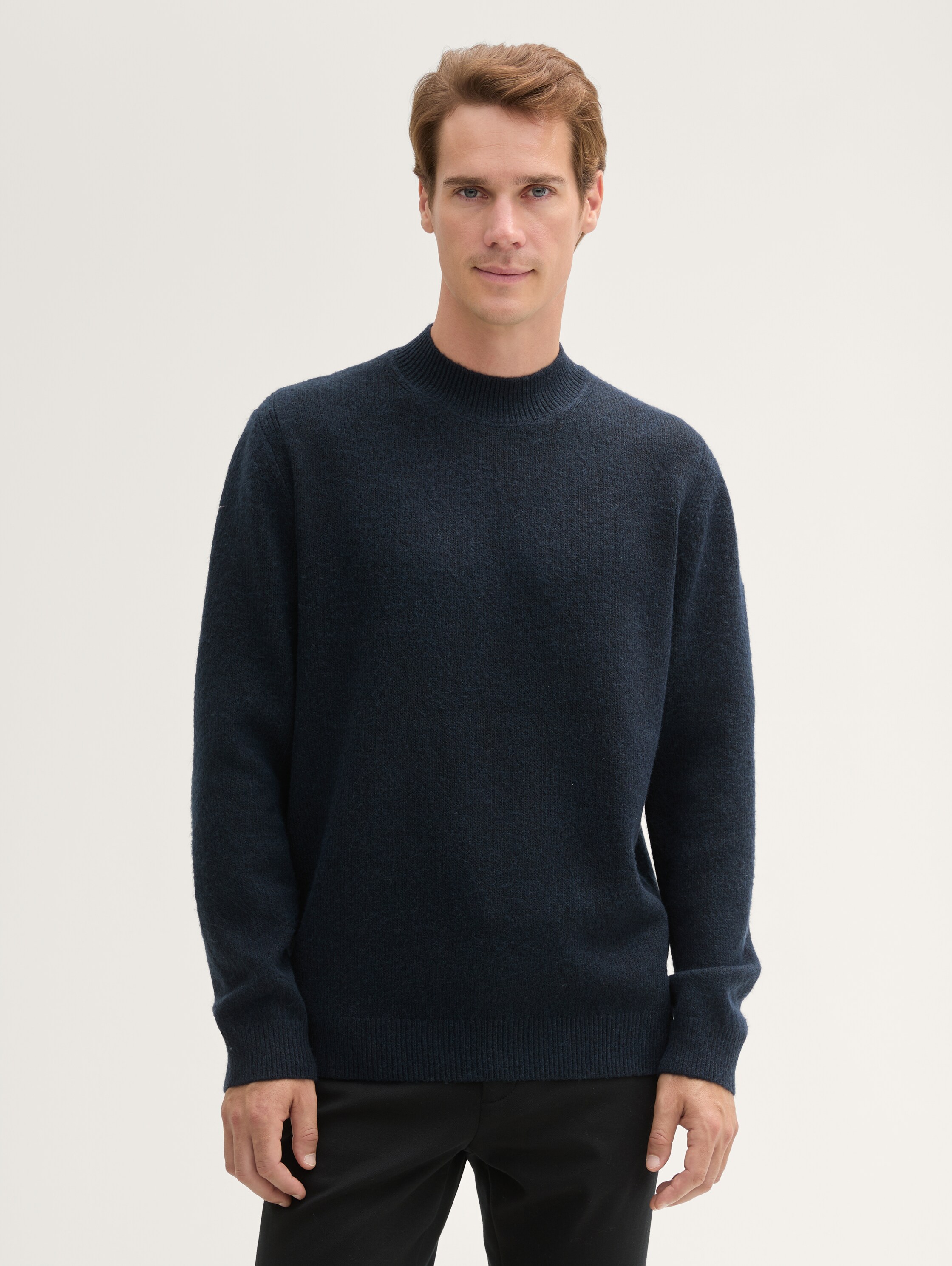 Soft-Touch Strickpullover mit Stehkragen - sky_captain_black_core - 
