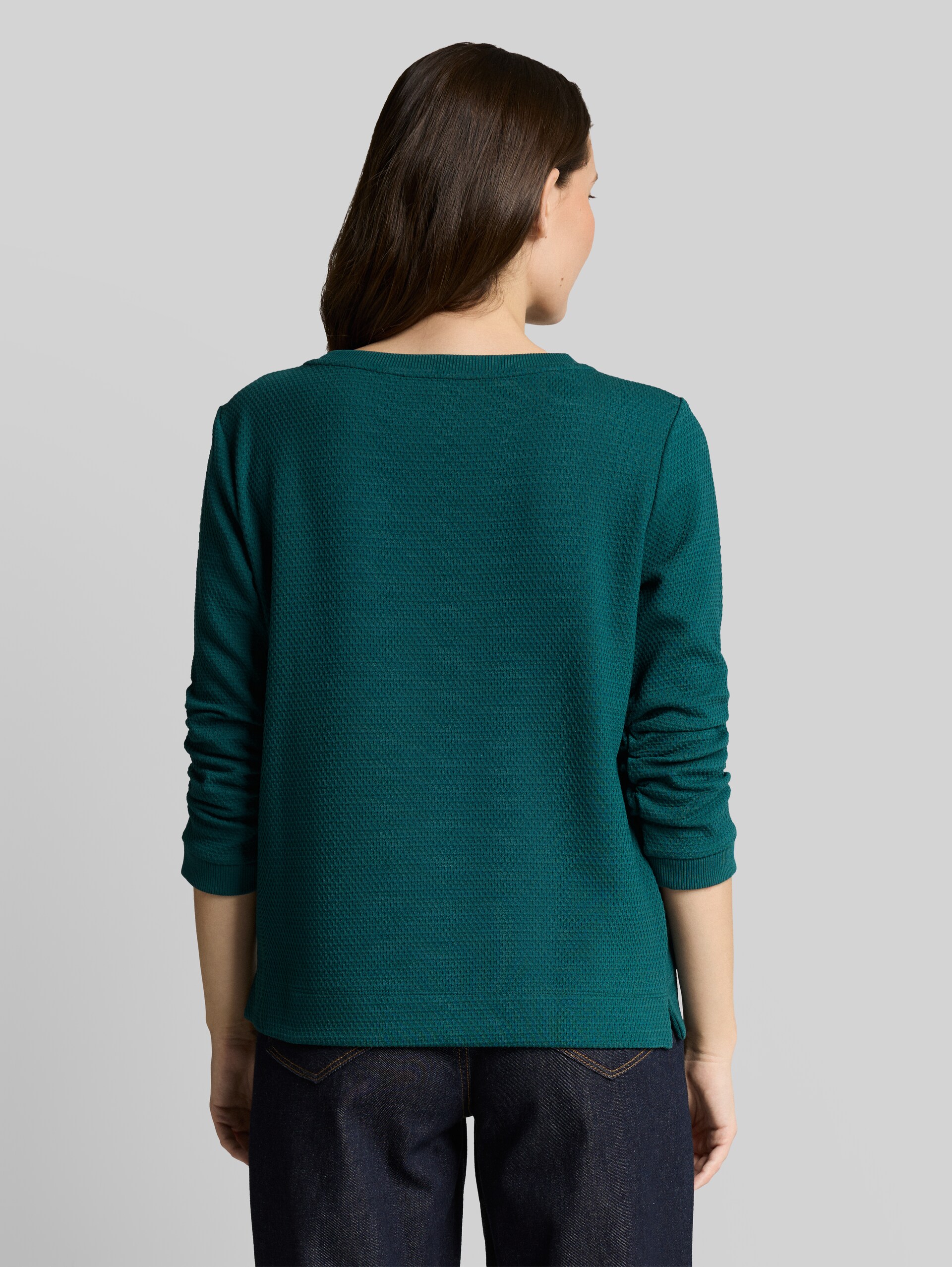 Jacquard sweatshirt - Deep Meadow Green - Neckline model-back view
