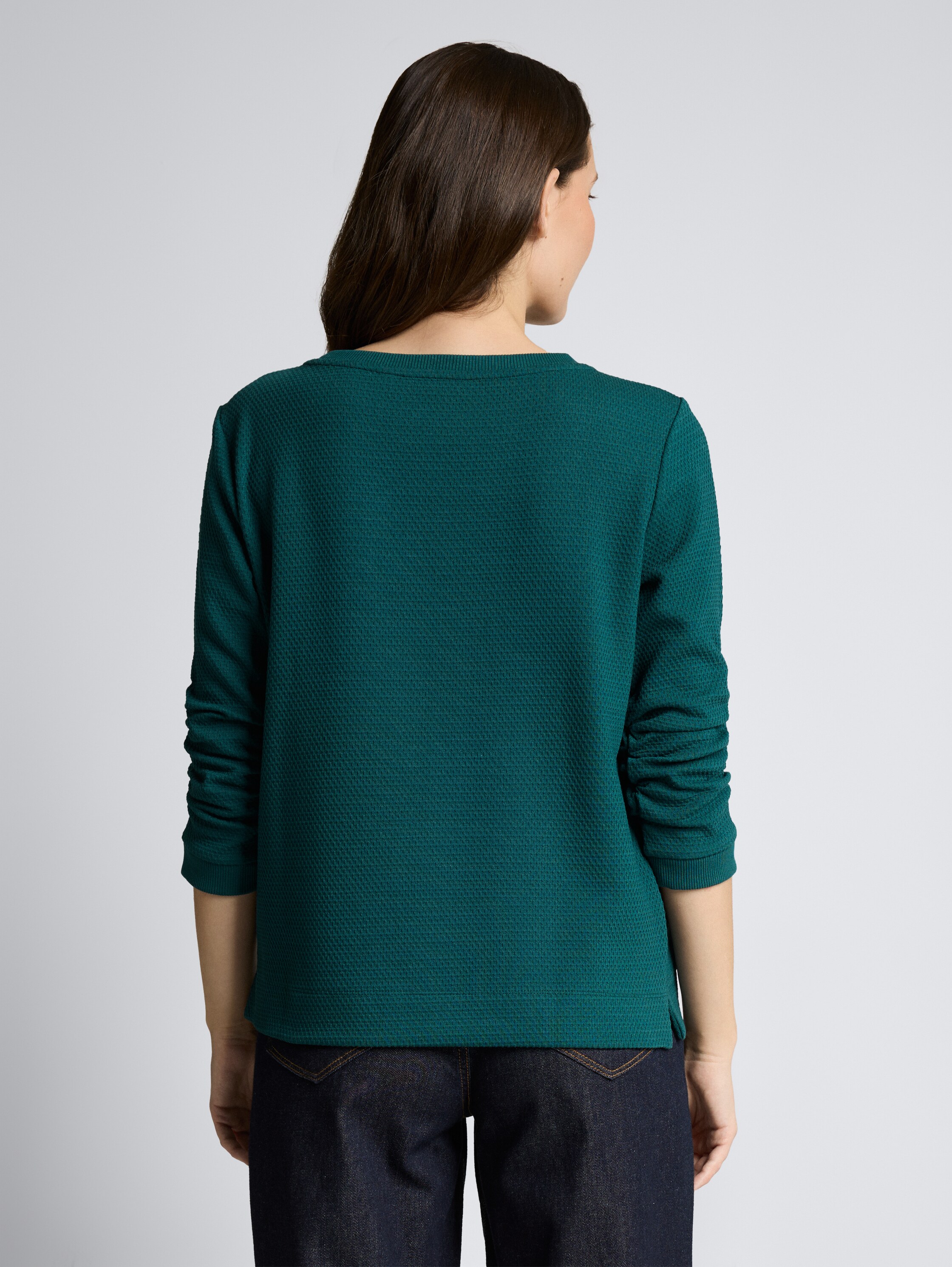 Jacquard Sweatshirt - Deep Meadow Green - Auschnitt Model-Rückansicht