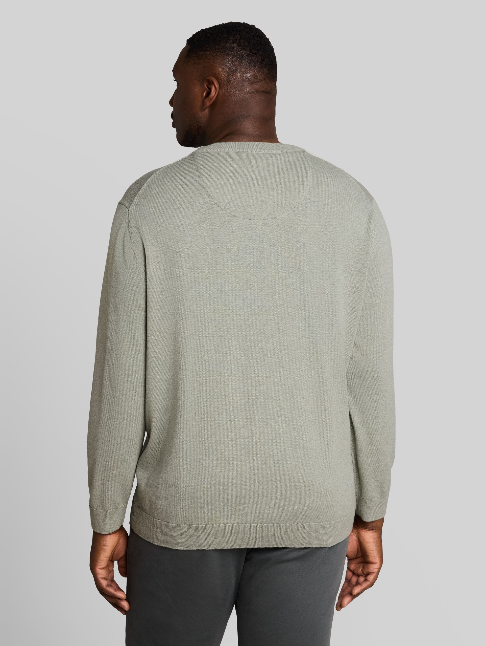 Plus Size - Strickpullover mit Logo Stickerei - iron mint melange