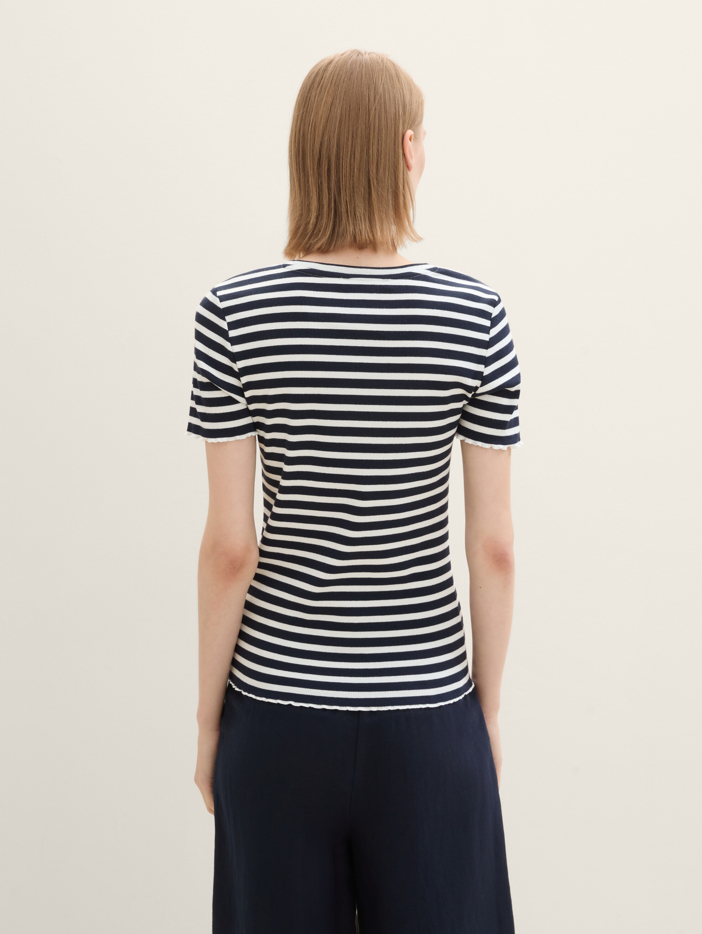 T-shirt basique en pack de 2 - dark blue white stripe - Découpe Vue arrière du modèle