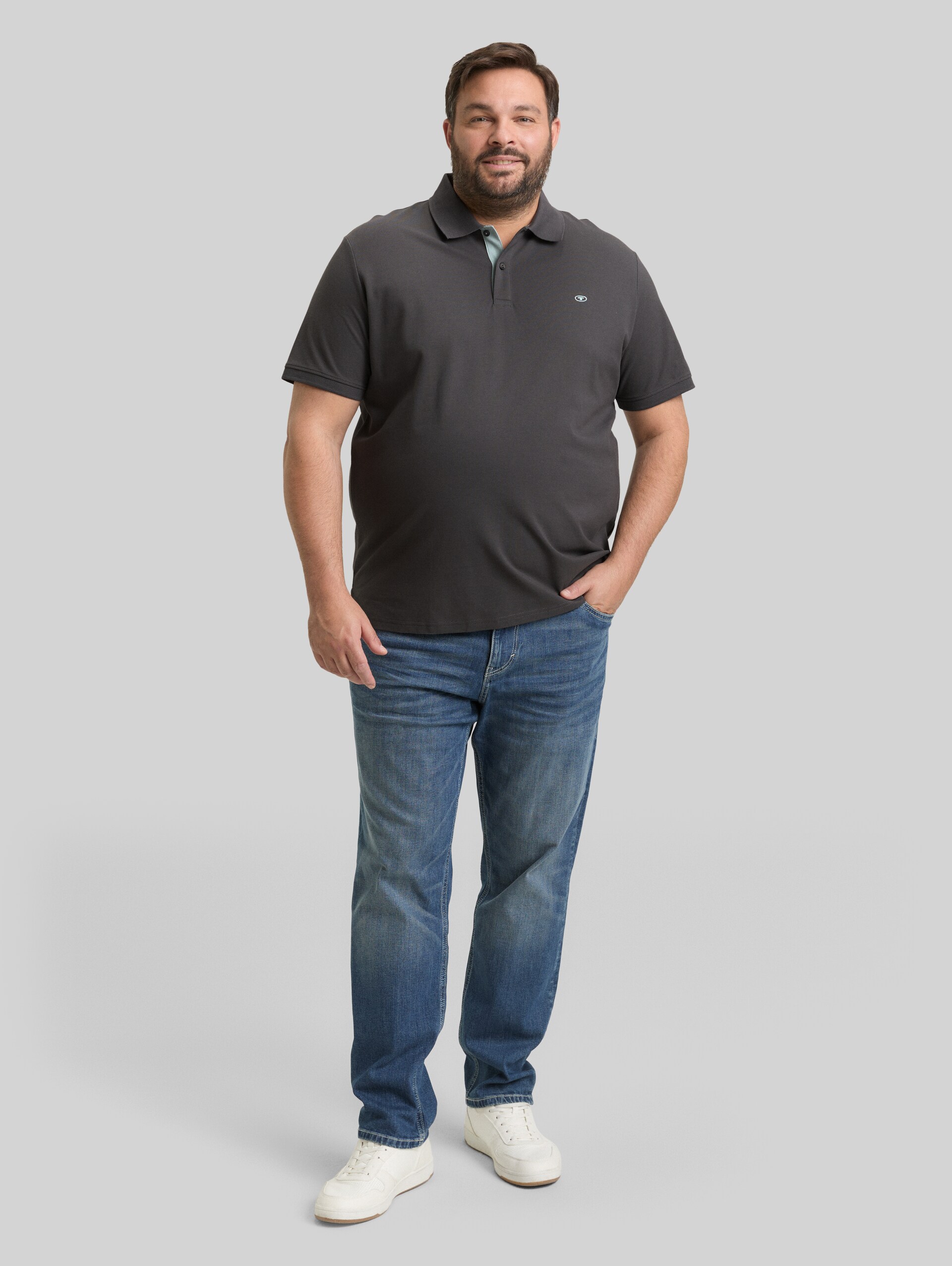 Plus Size - Piqué Poloshirt mit Logo-Stickerei - Dark Shadow