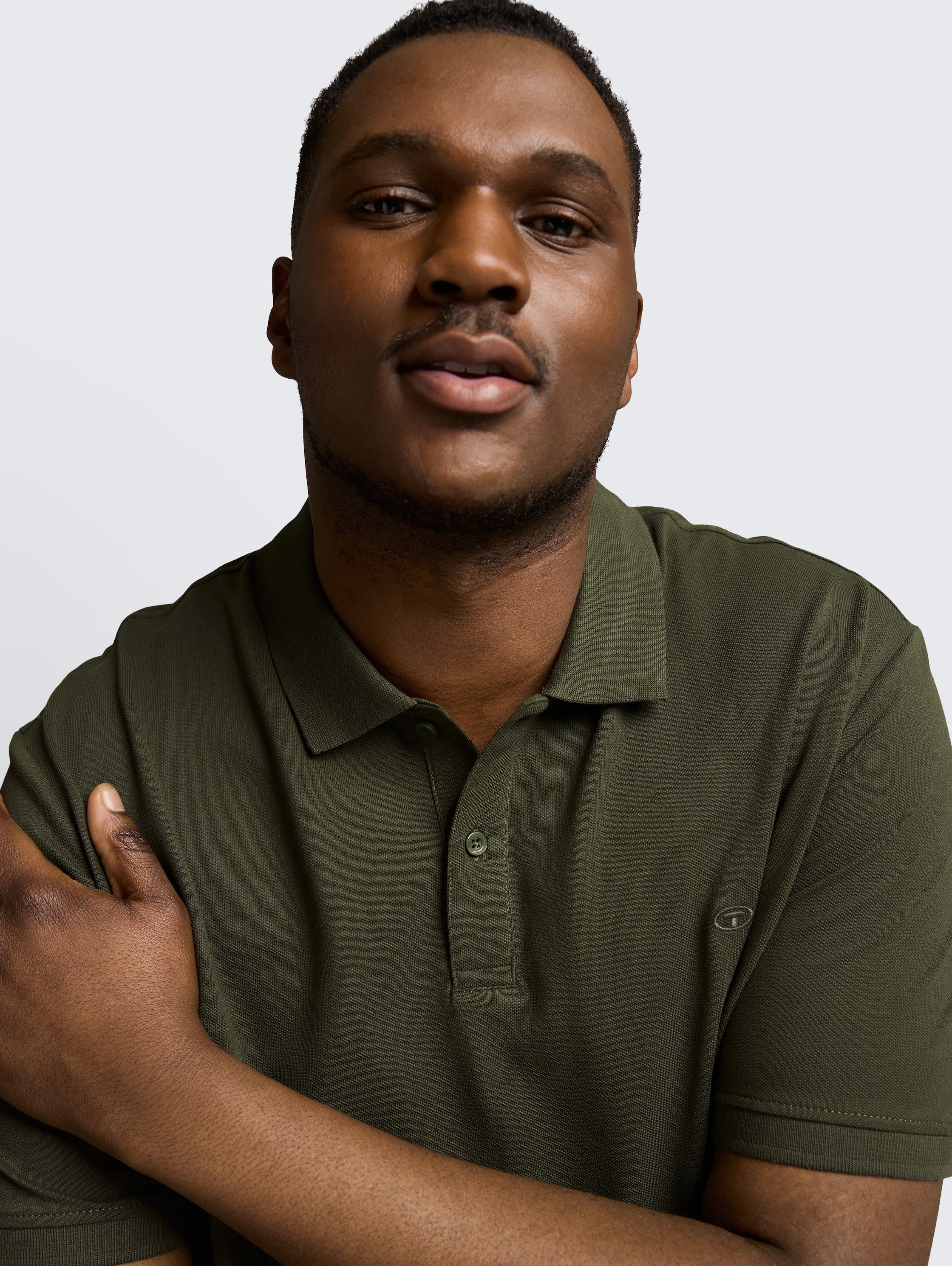 Plus Size - Piqué poloshirt met geborduurd logo - deep_leaf_green - 