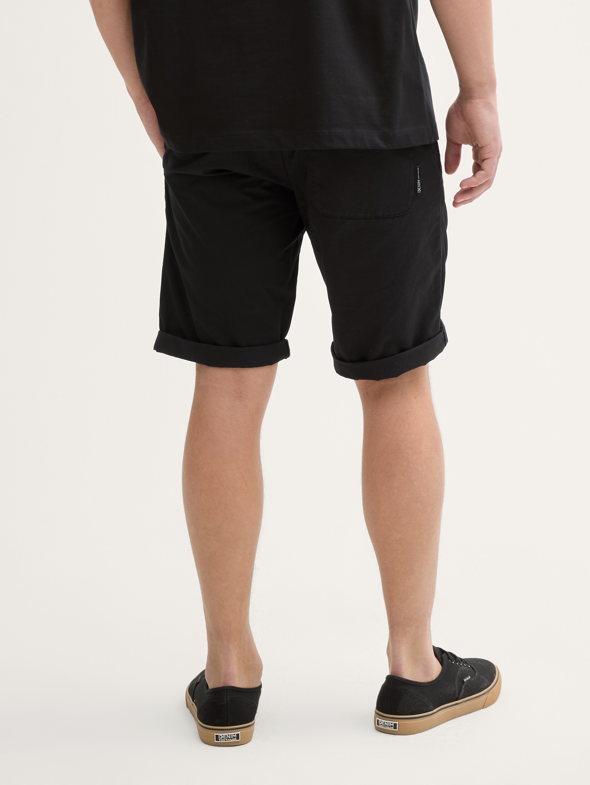 Regular Shorts mit Gummibund aus Baumwolle - black - 