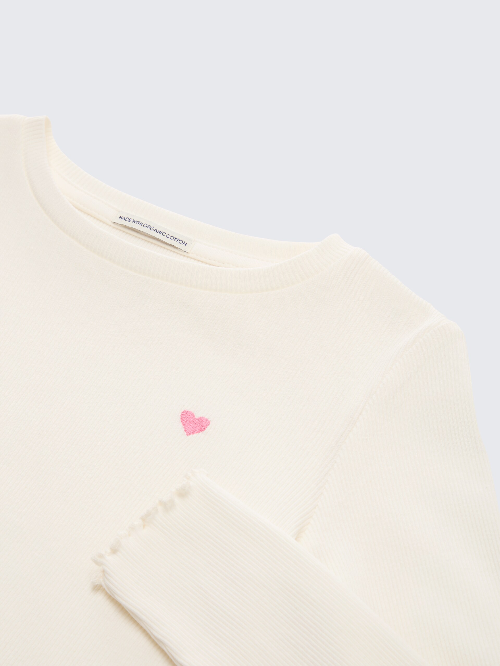 Ripp Langarmshirt mit Stickerei - Wool White - Detail-Model-Ansicht