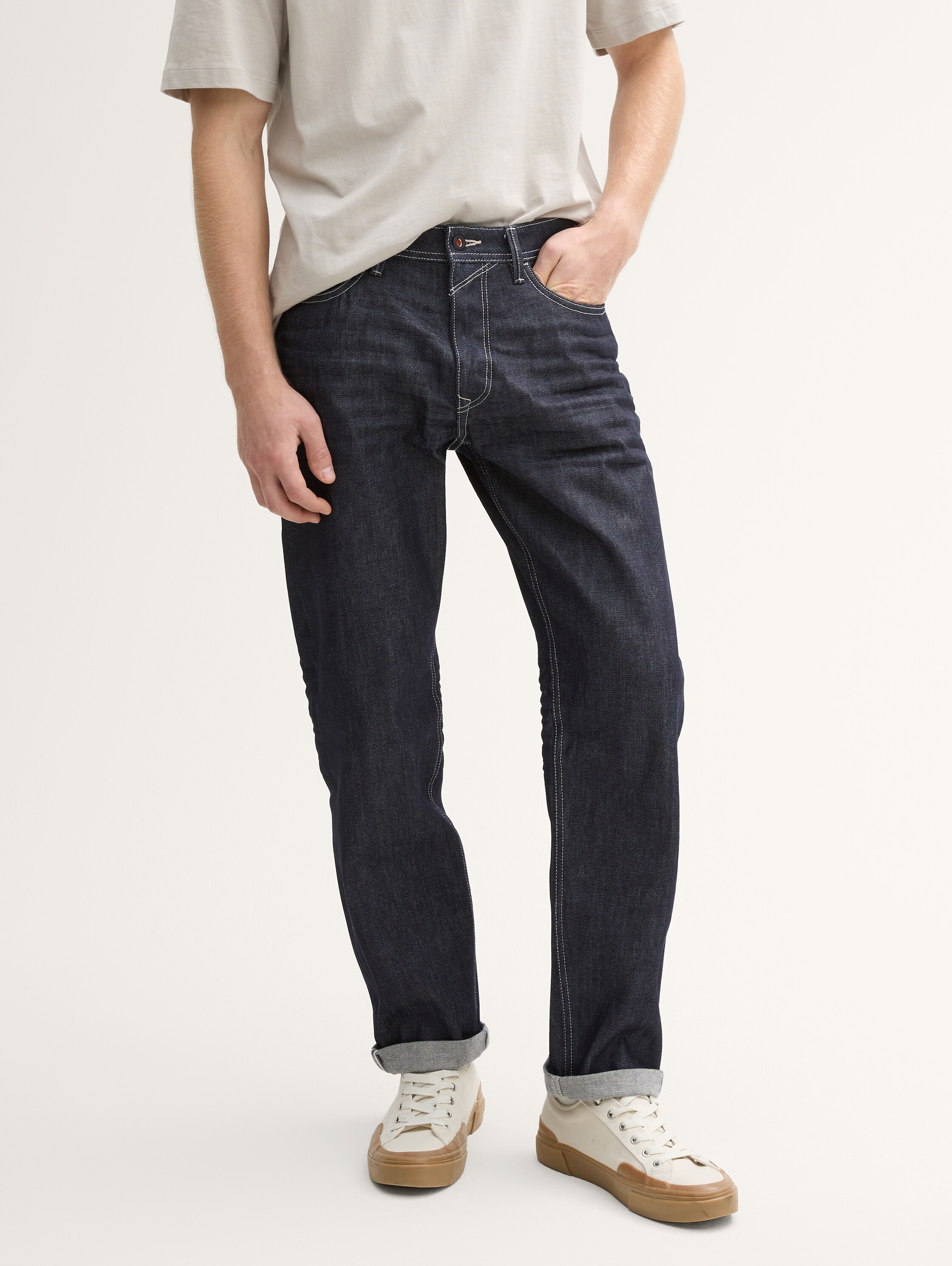 TTWAYLEN RELAXED Jeans - blau - Ausschnitt Model-Vorderansicht