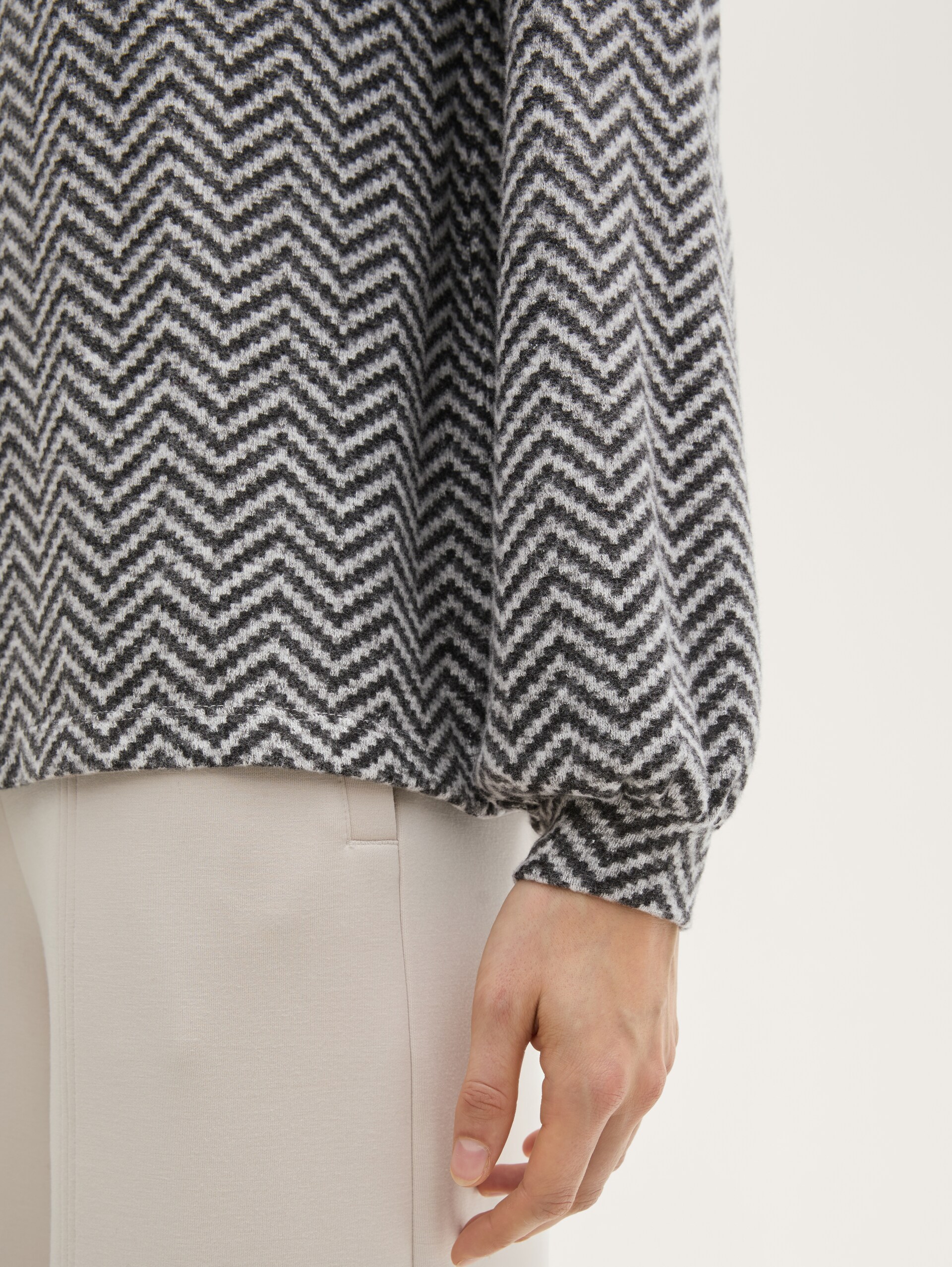 Shirt met lange mouwen met patroon - printed heringbone structure - Detailaanzicht model