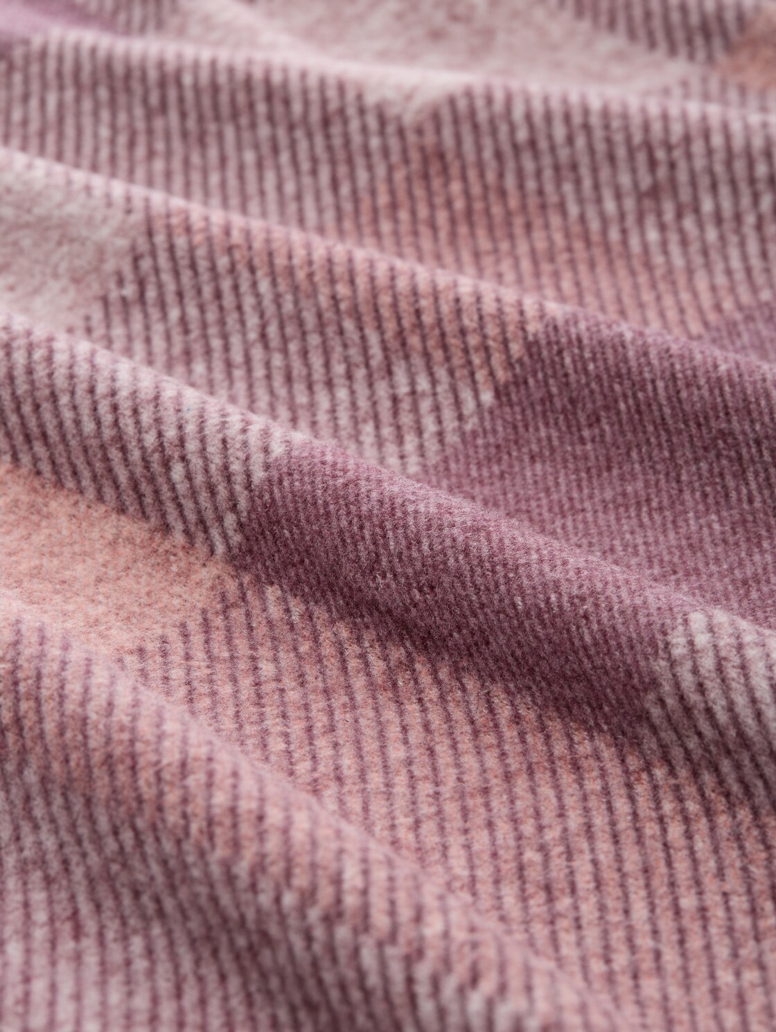 Langarmshirt mit Muster - berry cosy check - Material-Ansicht