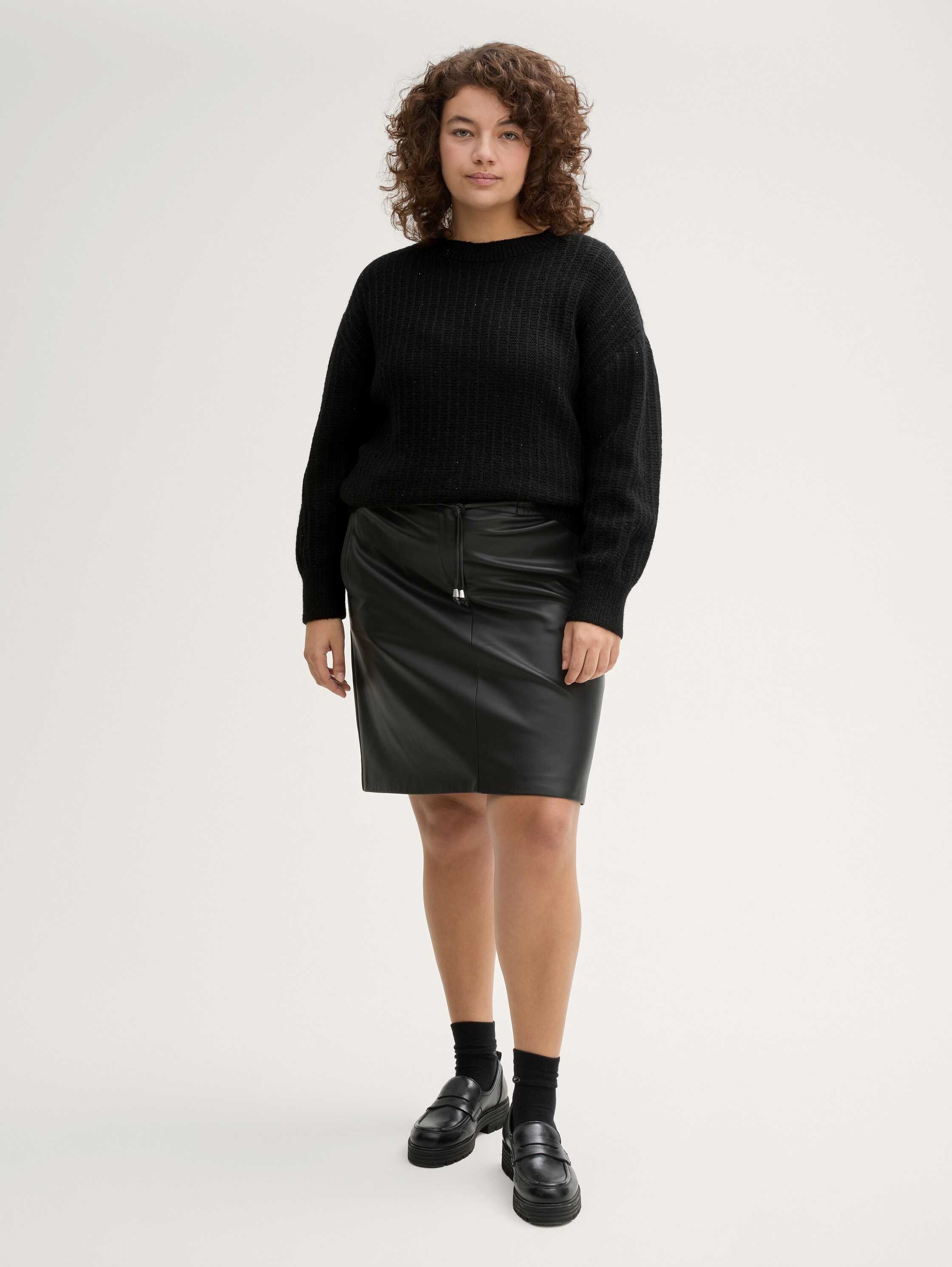 Plus Size - Strickpullover mit Pailletten - 1