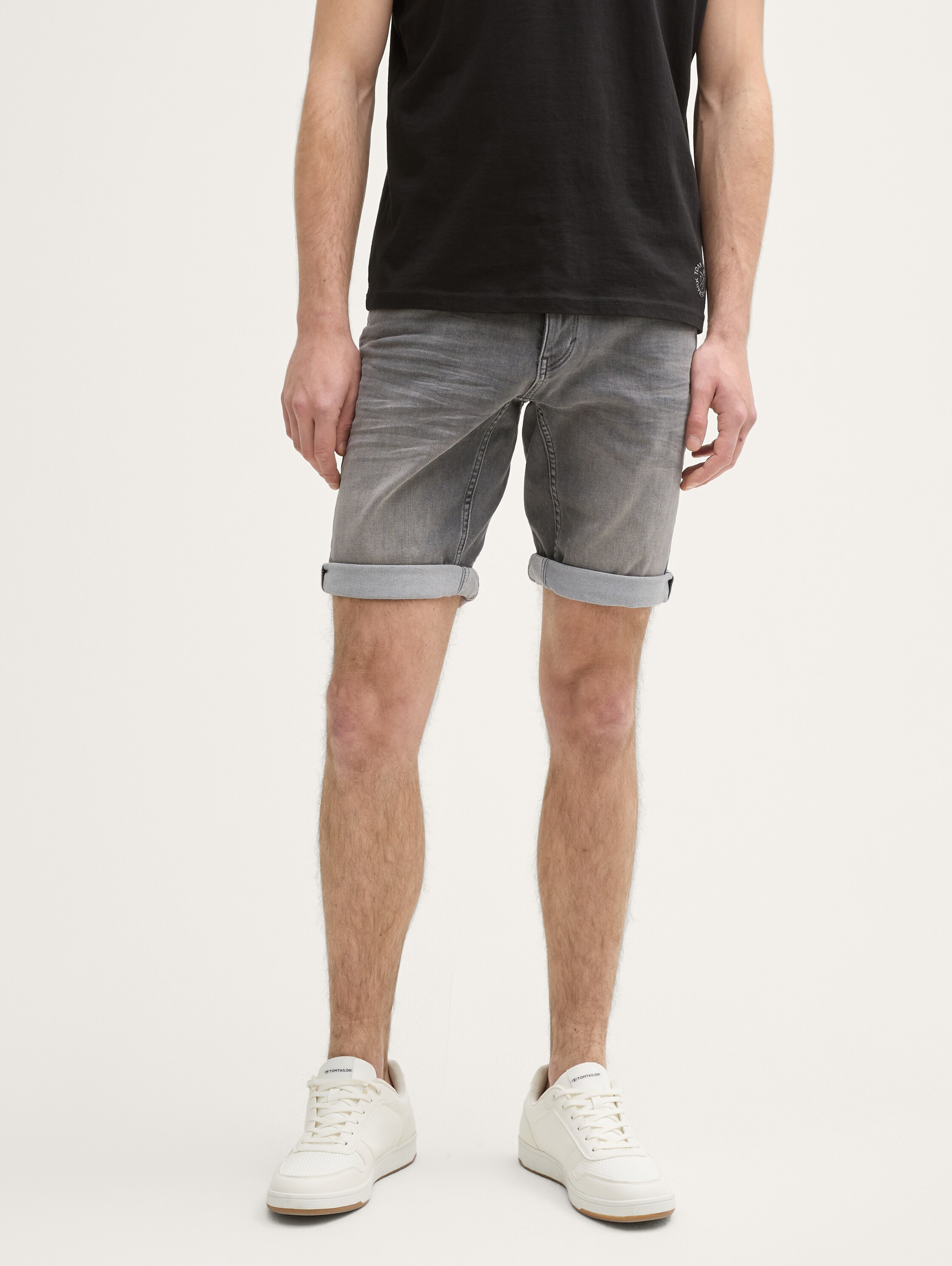 TTJOSH REGULAR SLIM Jeans Shorts mit Superstretch - used_light_stone_grey_denim - 